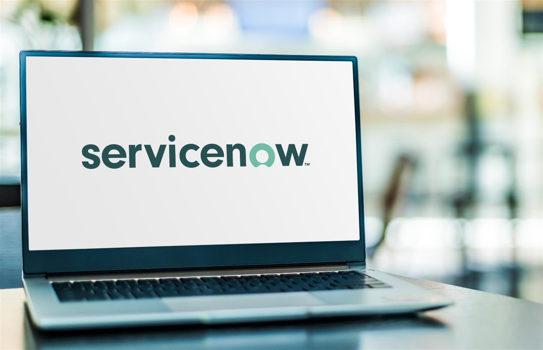 Faller: ServiceNow