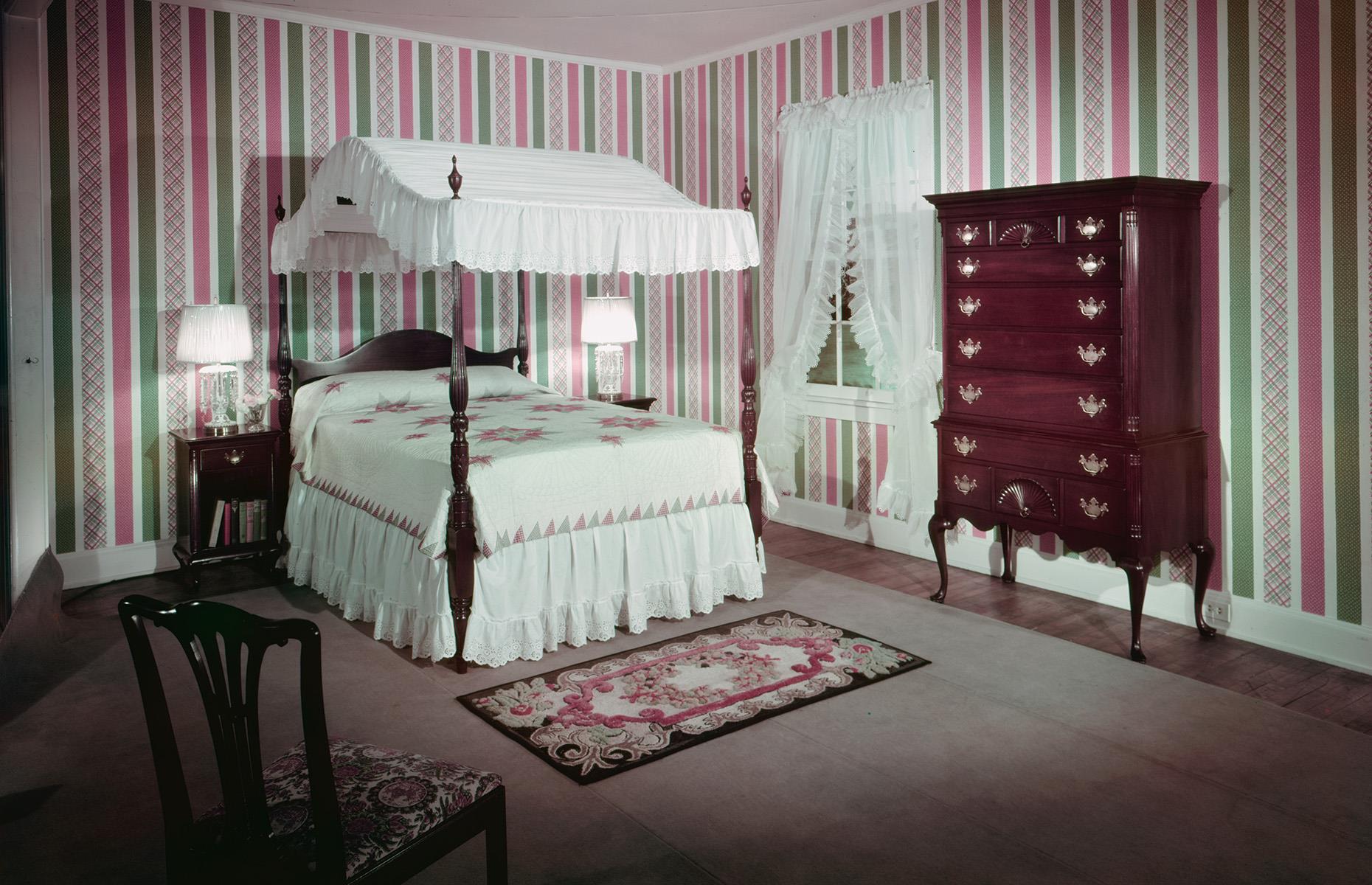 Muebles de dormitorio de los años 40