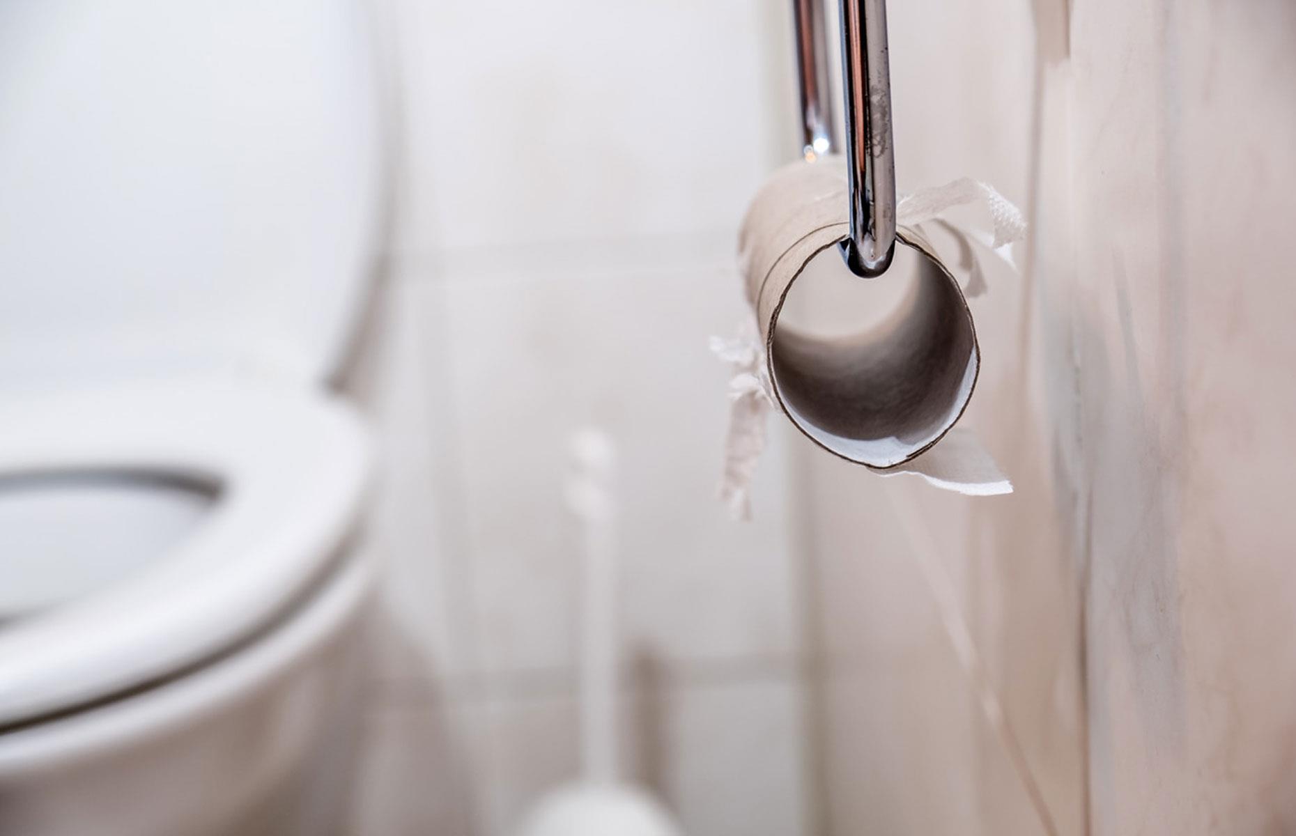 Not changing an empty toilet roll