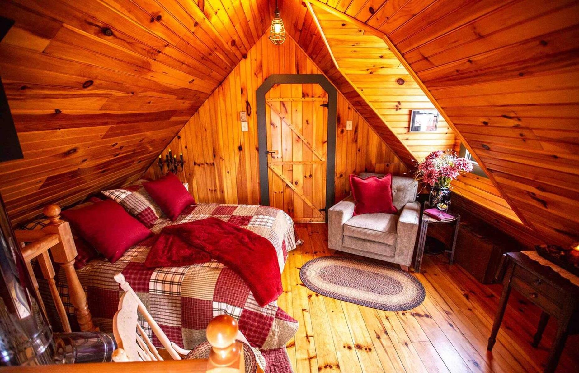 Hambrook Point Cottage, New Brunswick, Canada