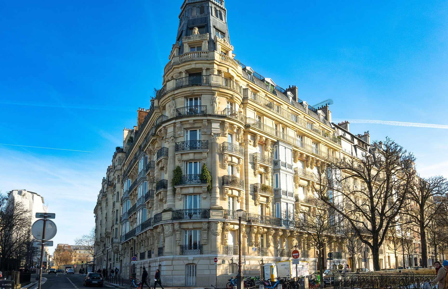 6th arrondissement: from bohemians to billionaires