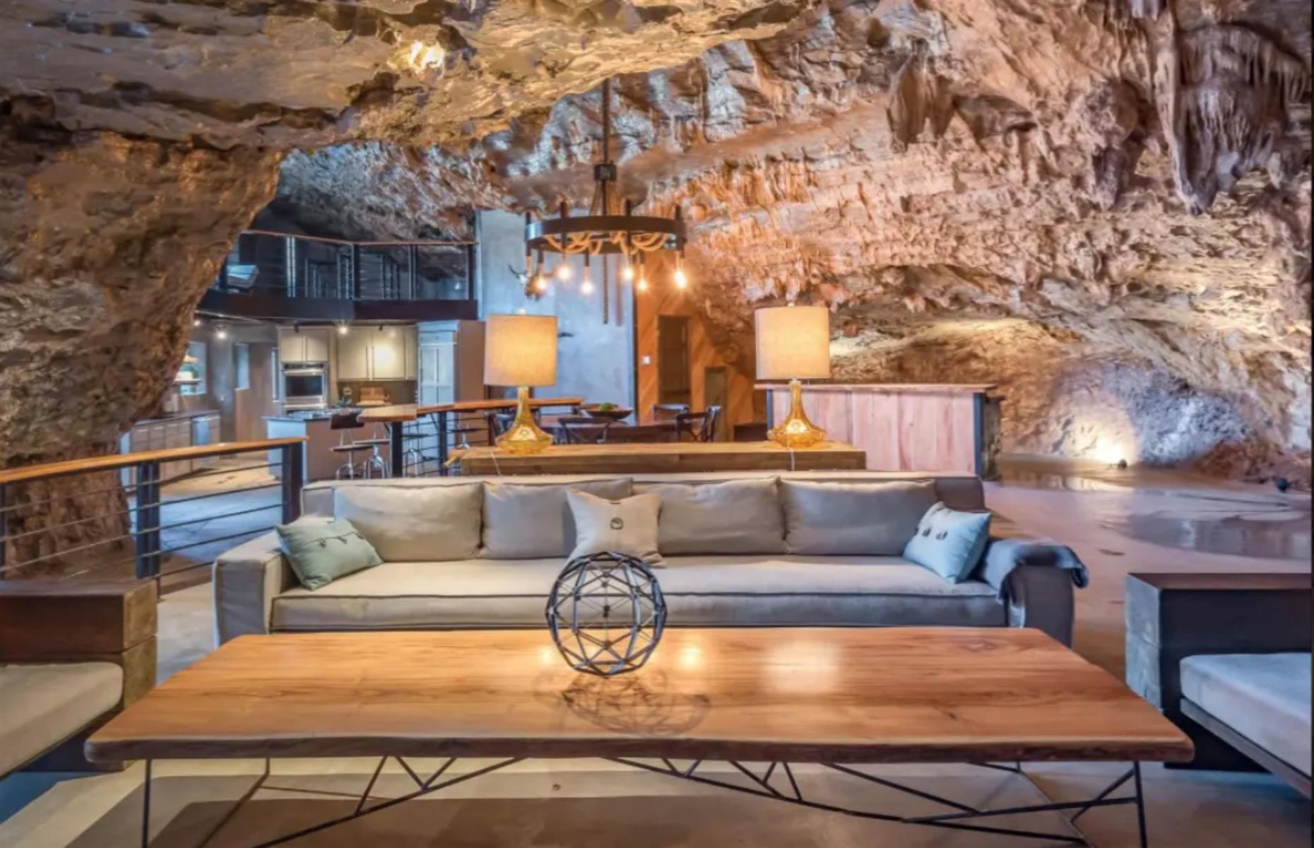 Converted Cold War cave, Arkansas, USA