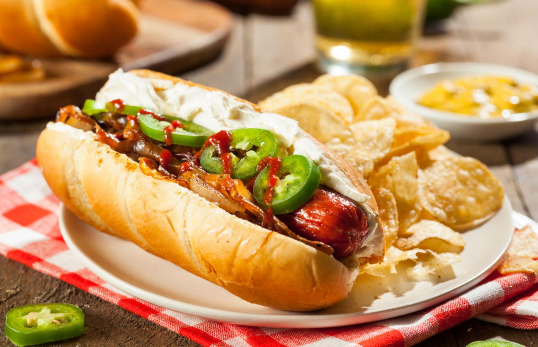 1980s: Seattle-style hot dog