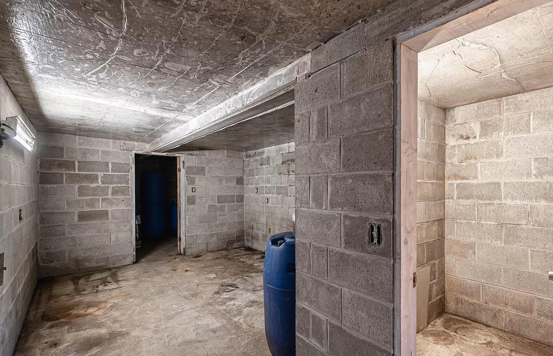 Búnker en la nada, Michigan, EE. UU.: 350.000 $ (327.000 €)