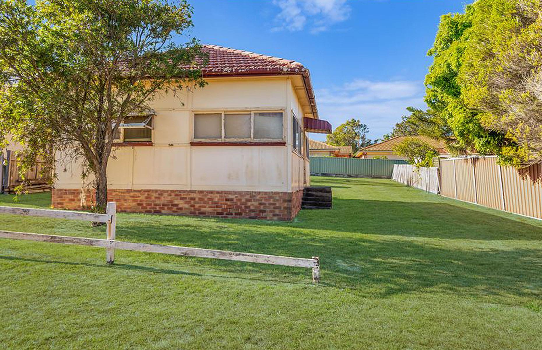 1960s holiday cottage, New South Wales, Australia