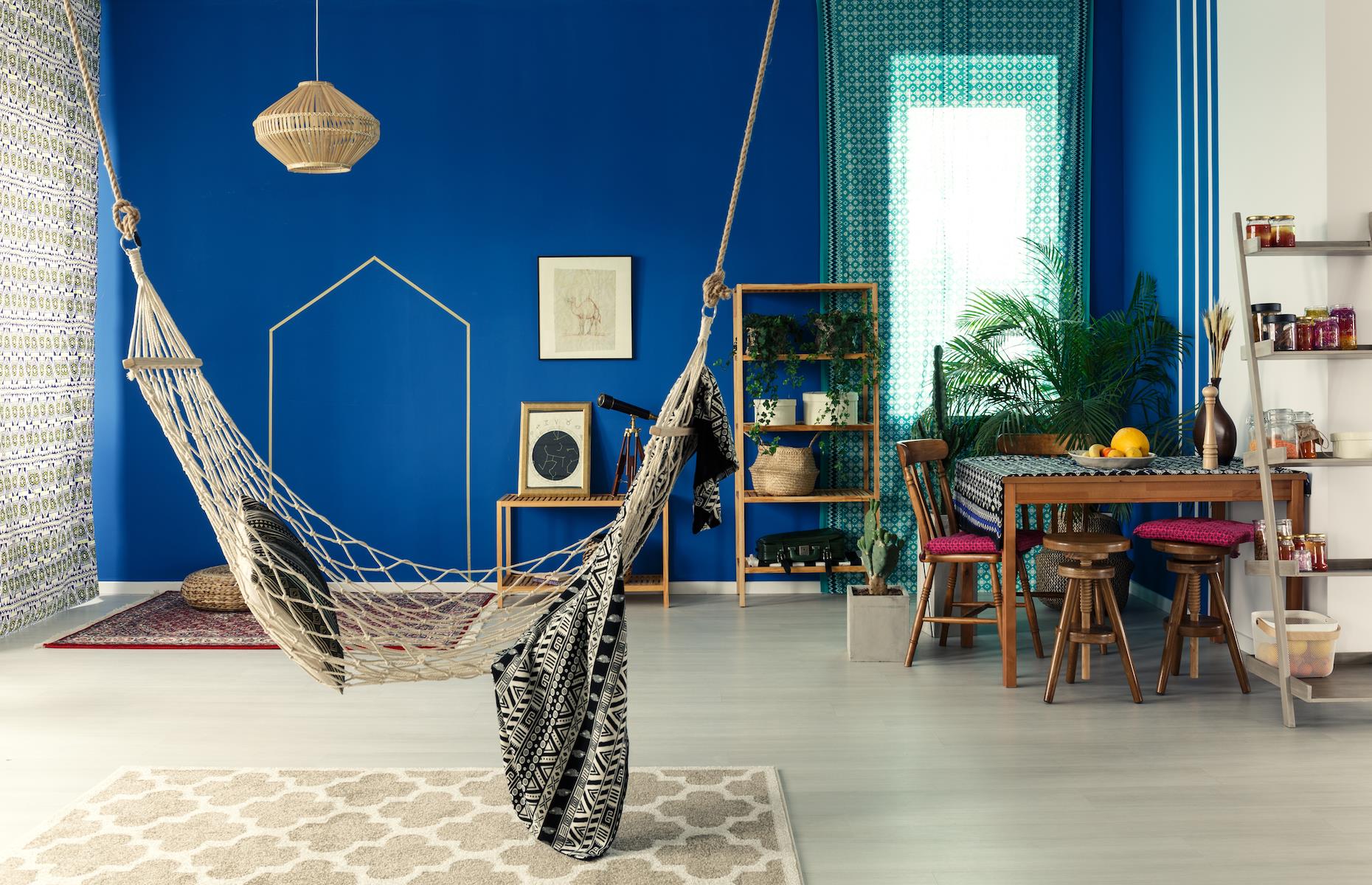 Hang up a hammock