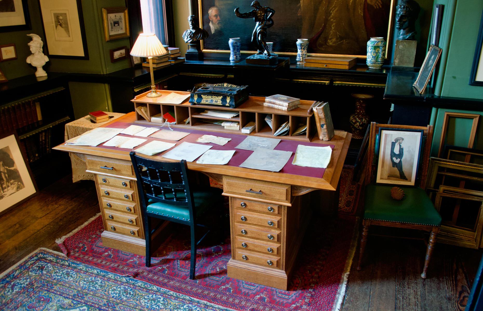 Frederic Leighton's home, London, UK