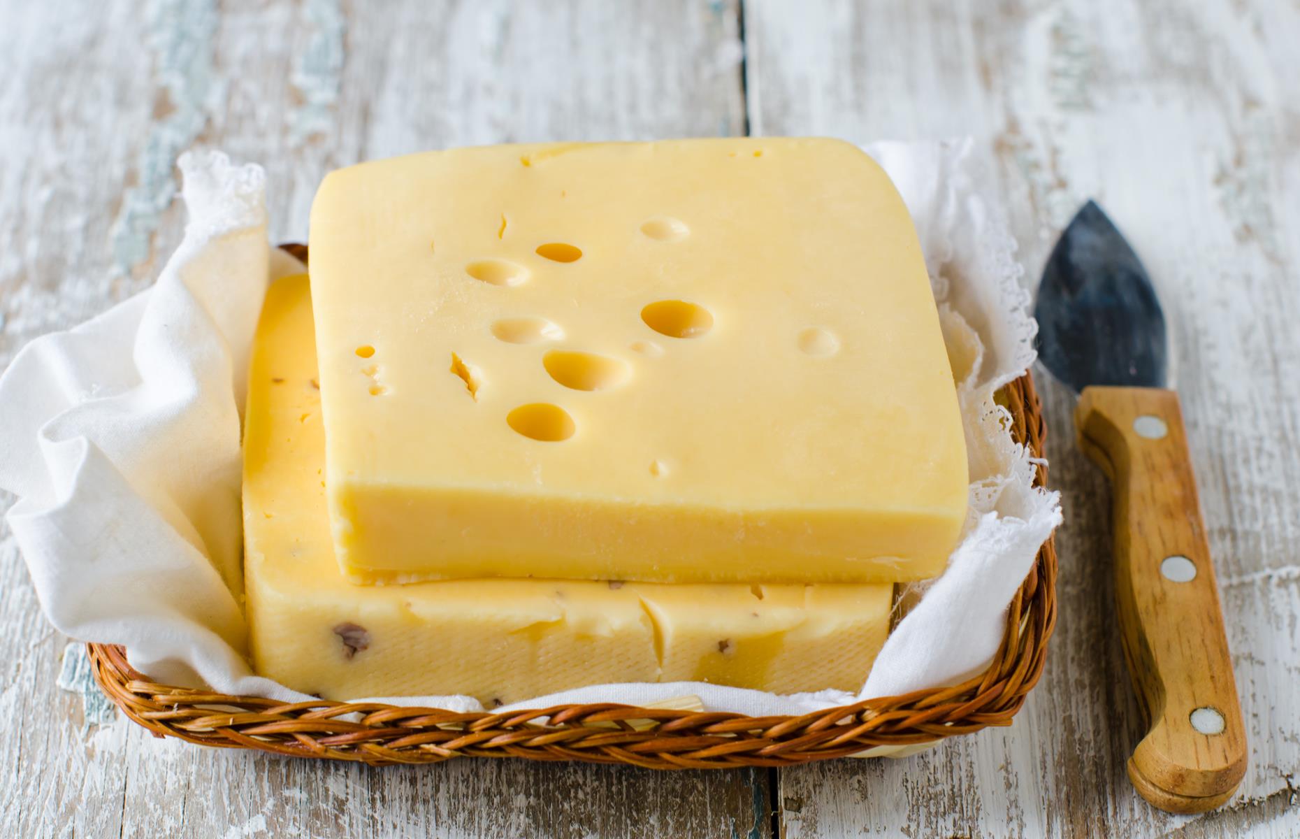 Storing hard cheeses