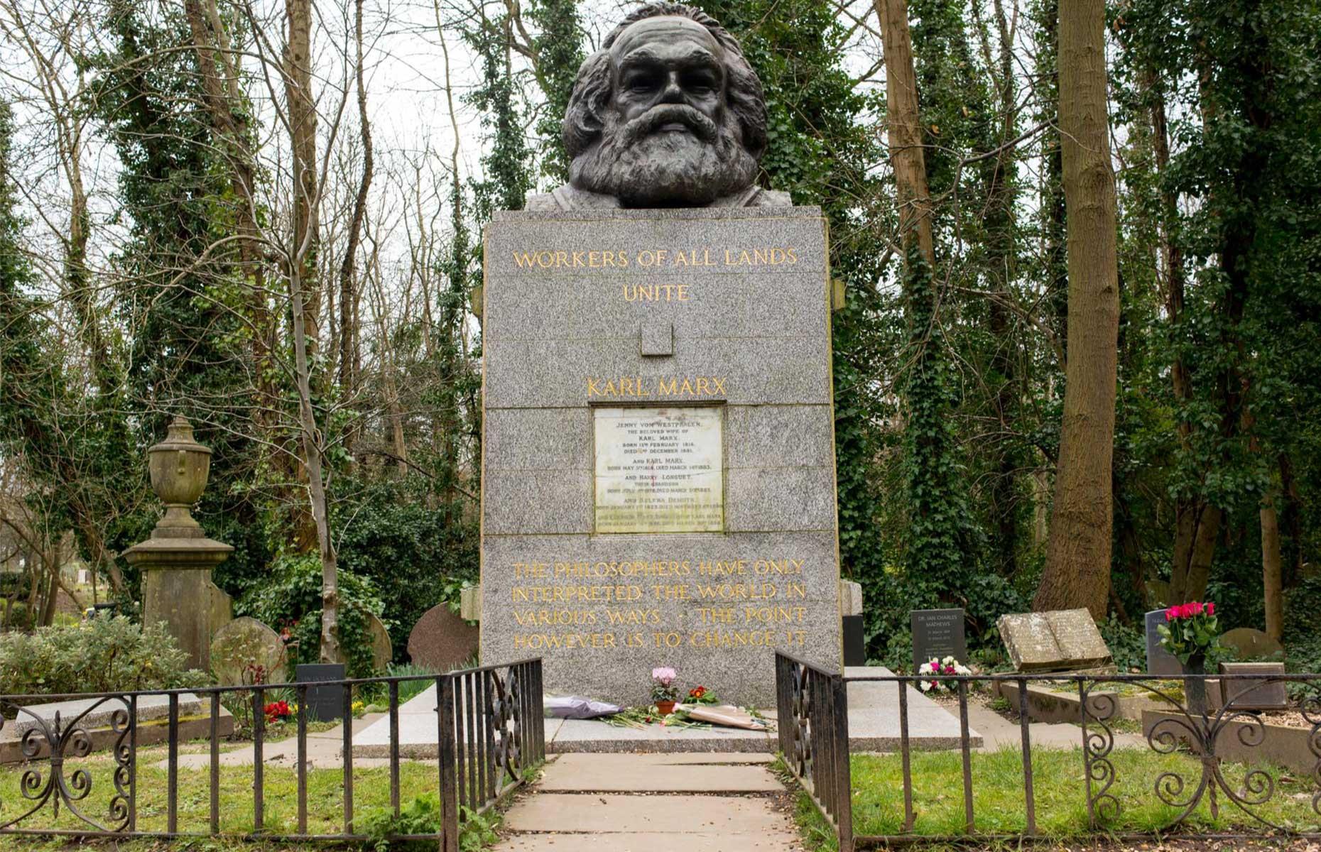 Tombs of communist leaders: Karl Marx, London, UK