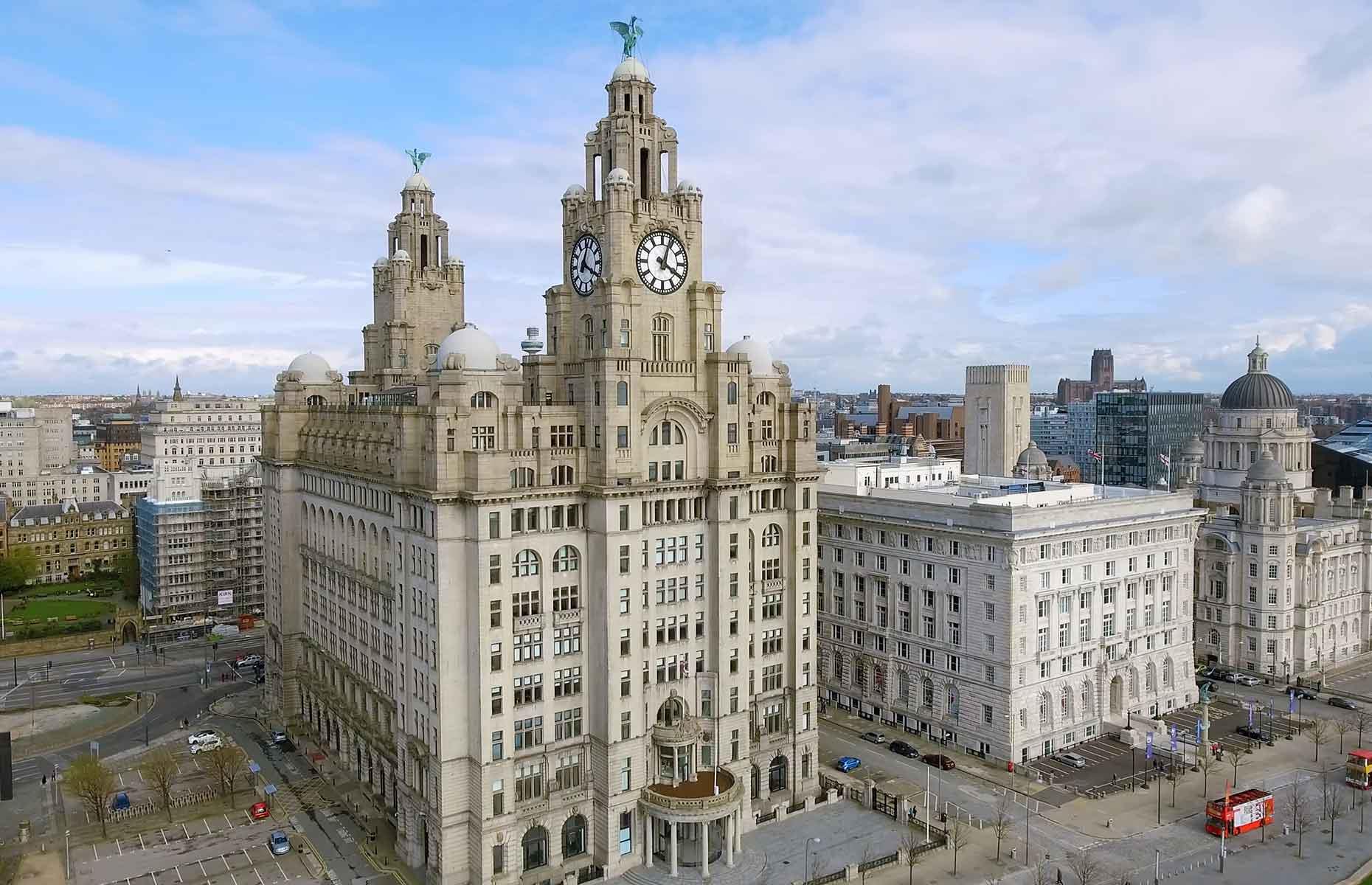 1911: Royal Liver Building, Liverpool, England, UK