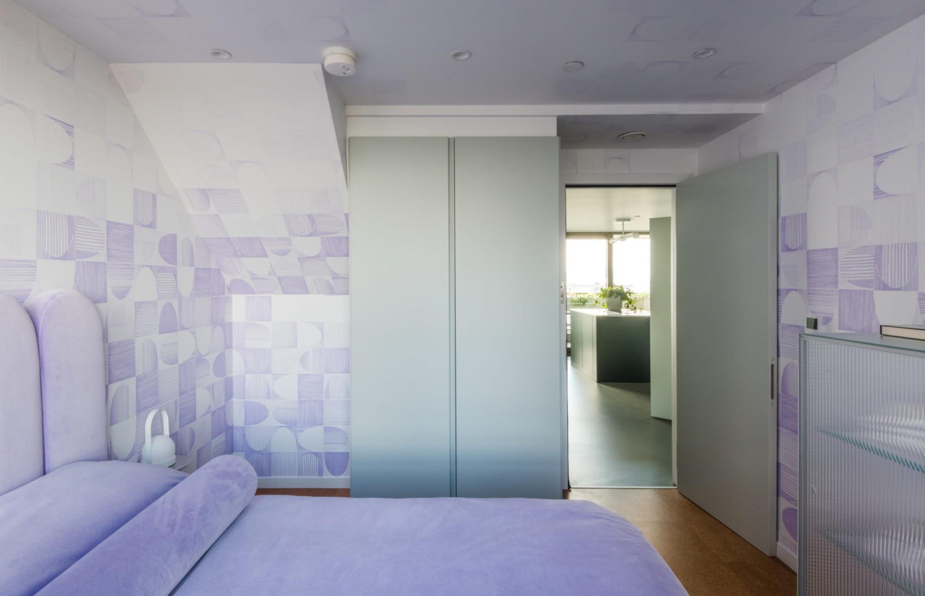 Brutalist apartment, London, UK: £695,000 ($895k)