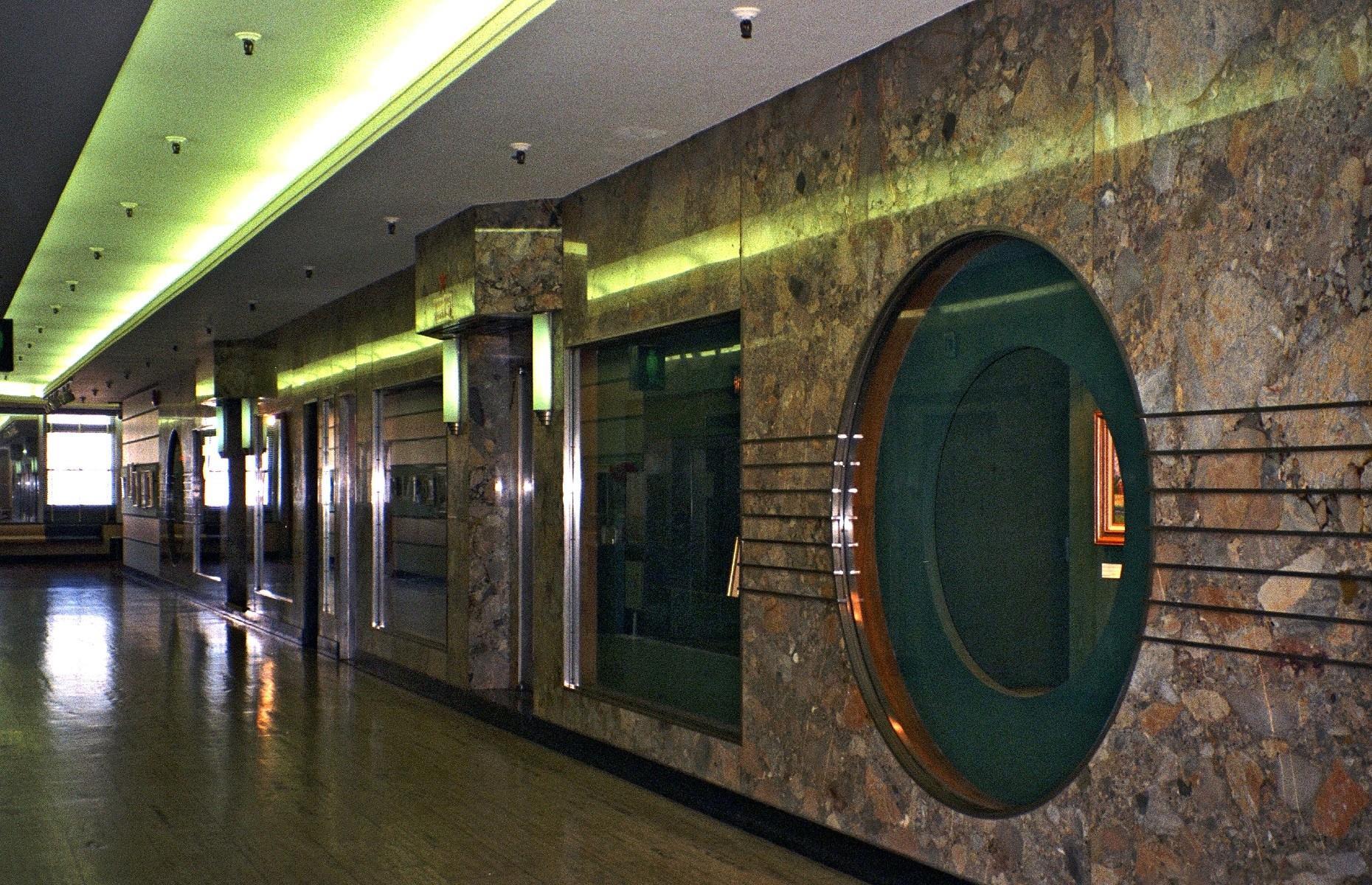12. Eaton's Ninth Floor Restaurant, Montreal, Canada