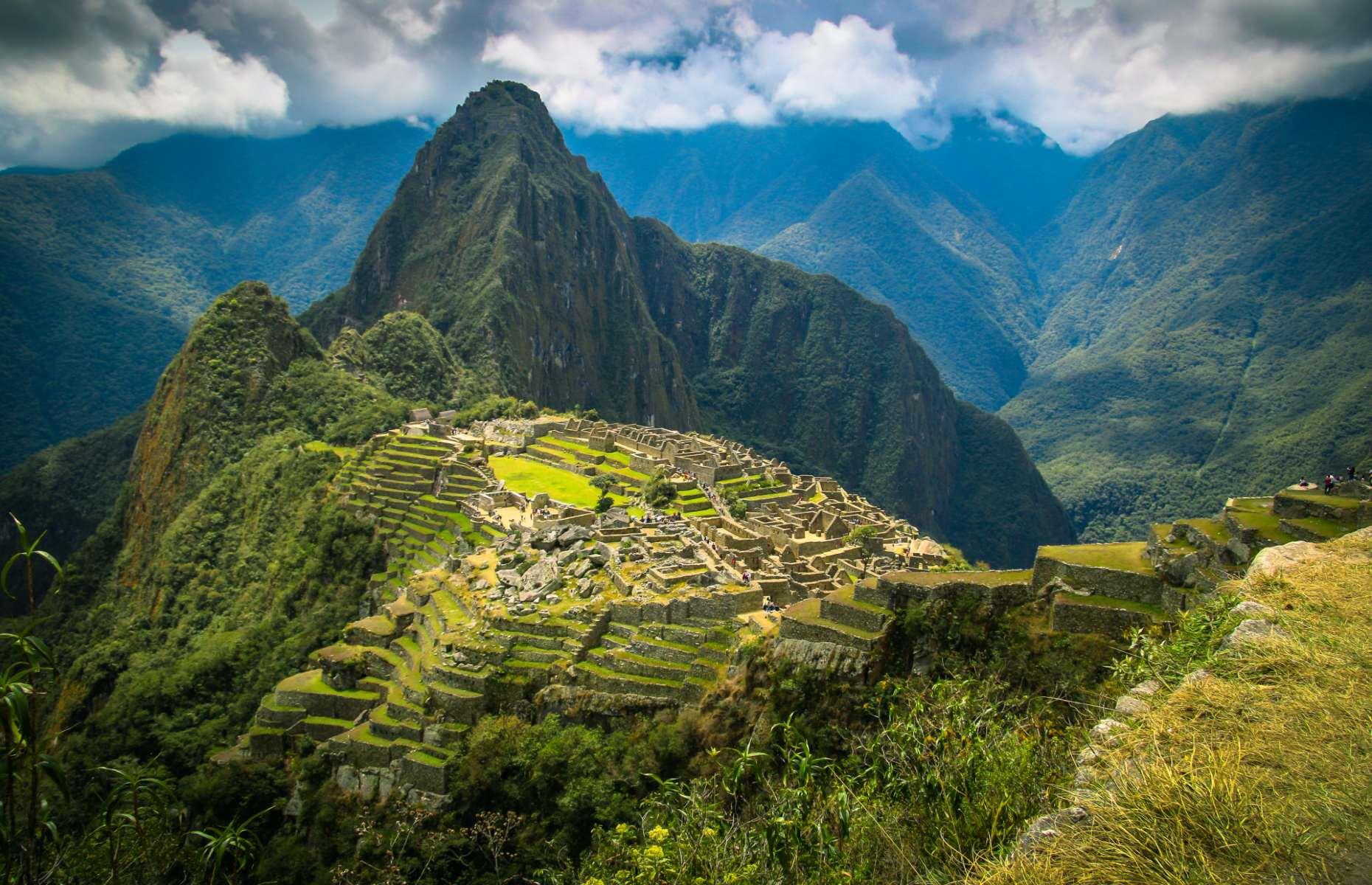 = 25. Peru (13)