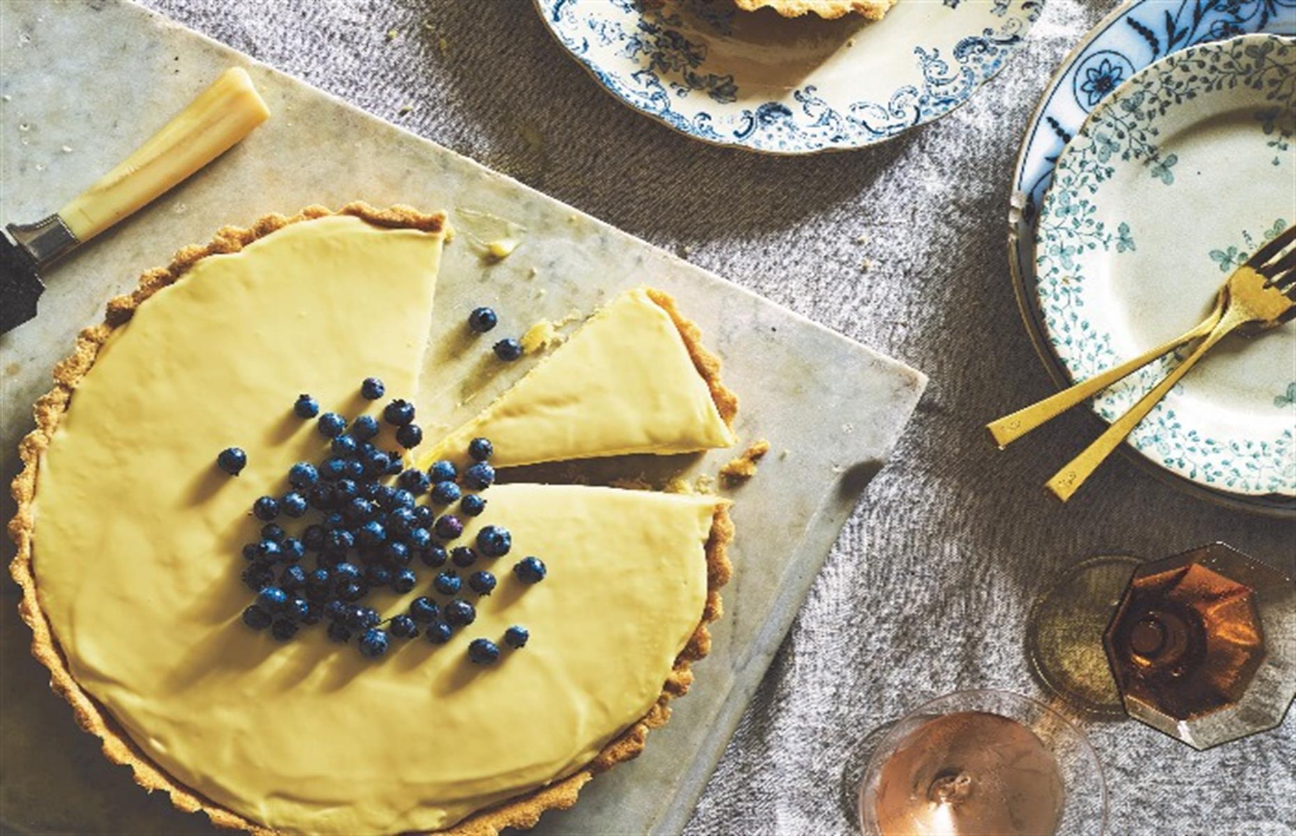 Lemon cream tart
