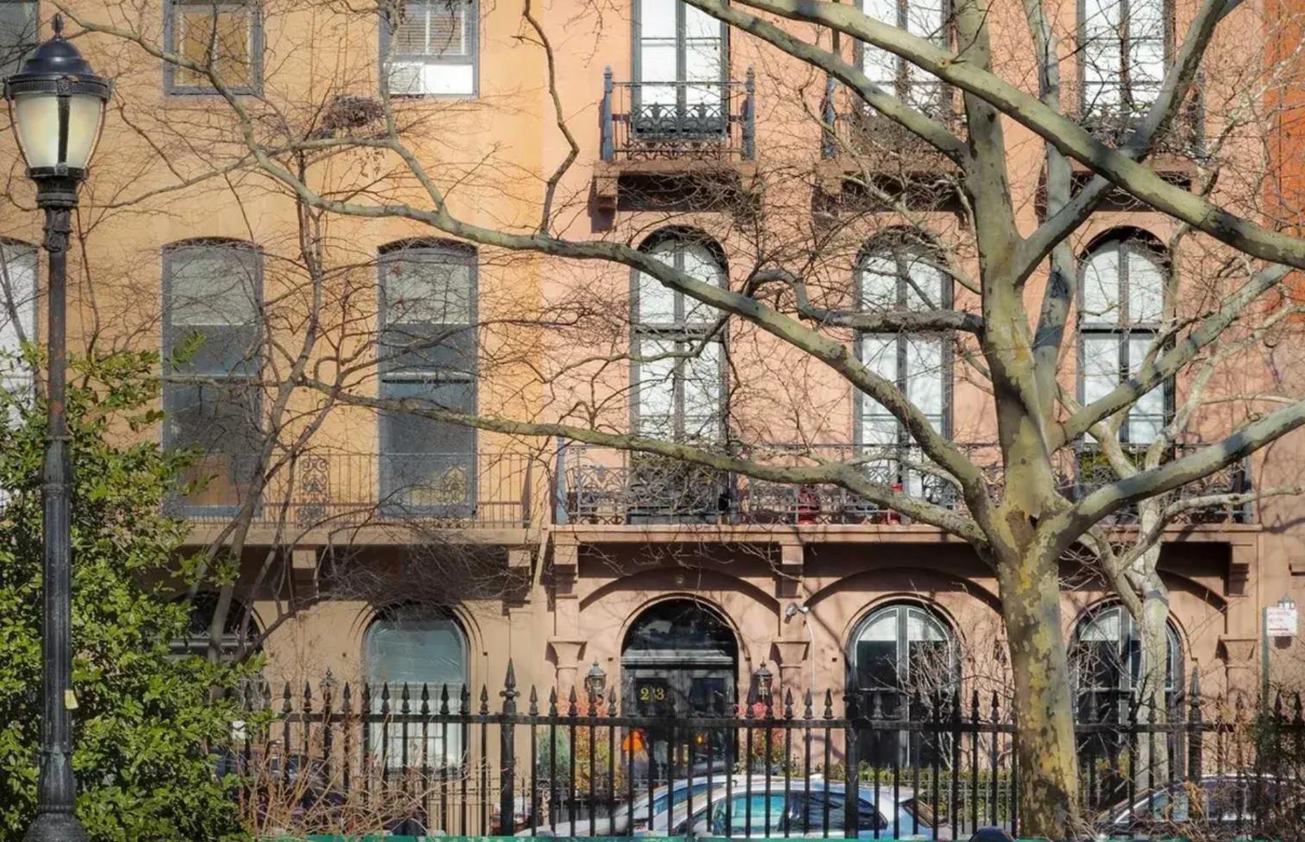 Baz Luhrmann's New York townhouse: $2,419 (£2.1k) per night 