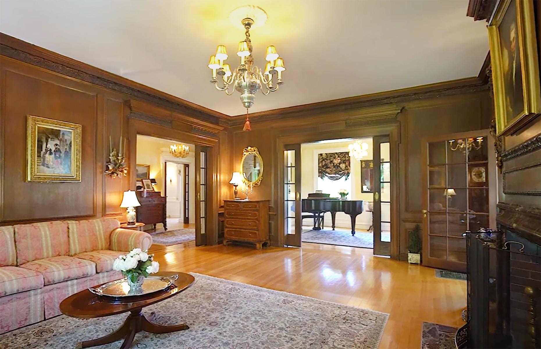 Glen Ridge estate, New Jersey, USA