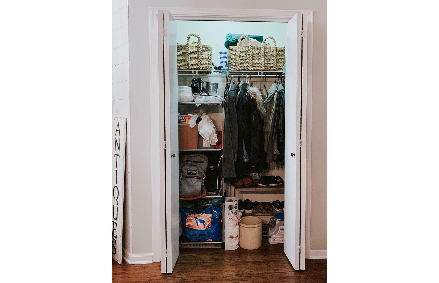 Chic mudroom with a DIY Sharpie wall
