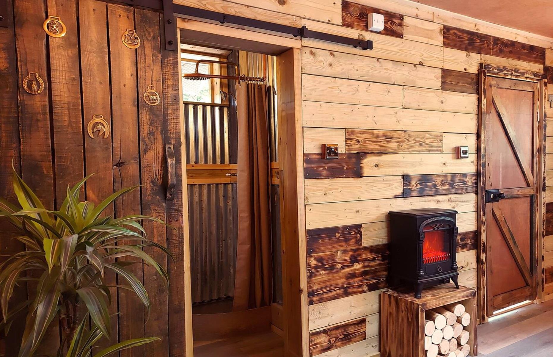 Upcycled shack, East Sussex, UK