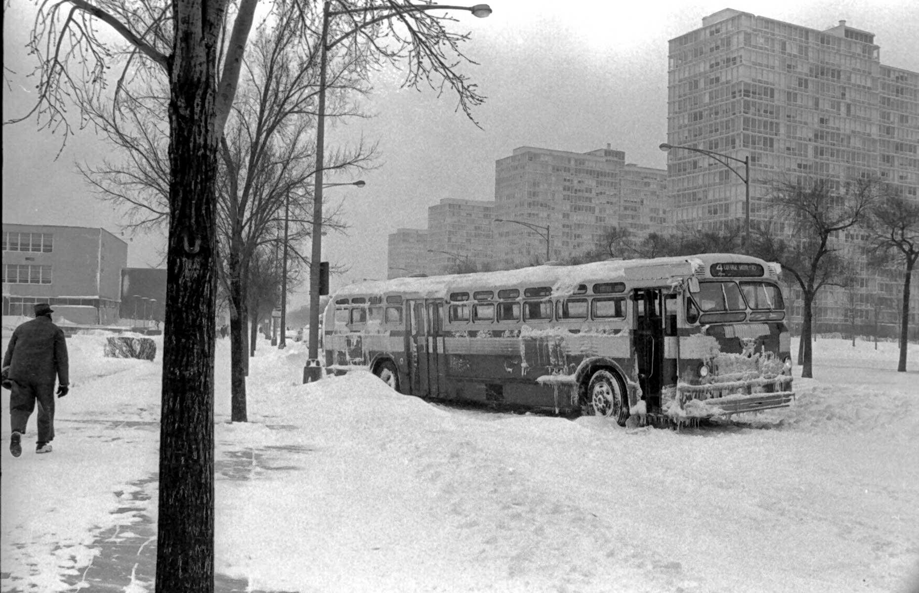 1967: Chicago blizzard 