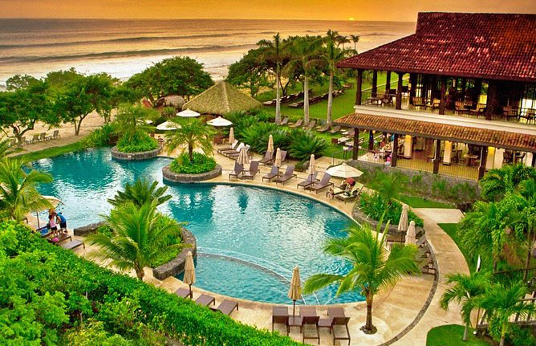 1. High-end: Pura Vida House, Tamarindo, Costa Rica