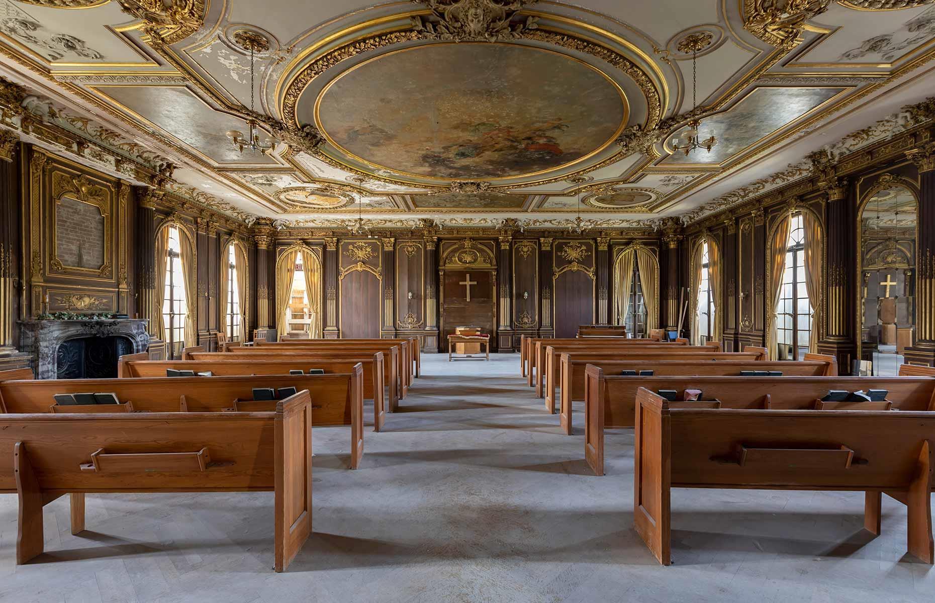 Lynnewood Hall: lavish ballroom