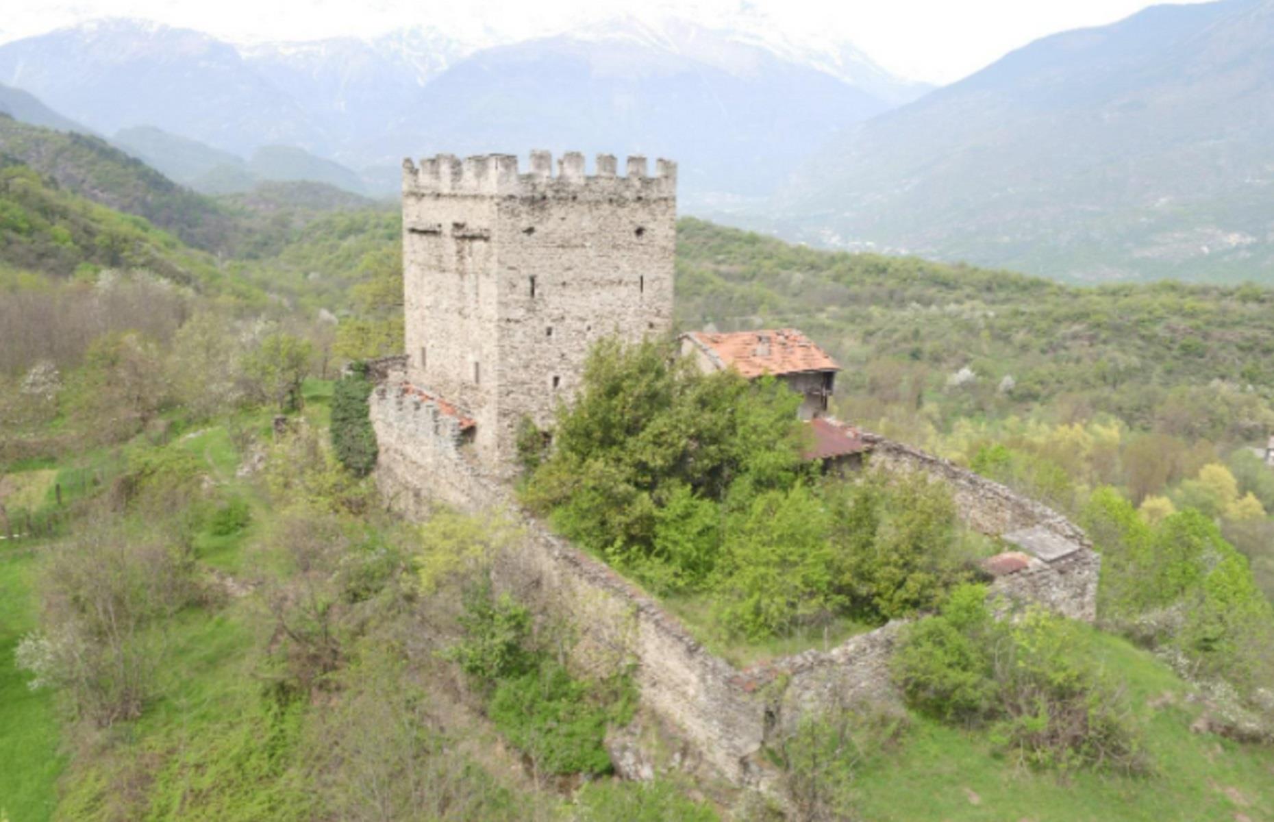 Medieval tower, Piedmont, Italy: £320,900 ($430k)