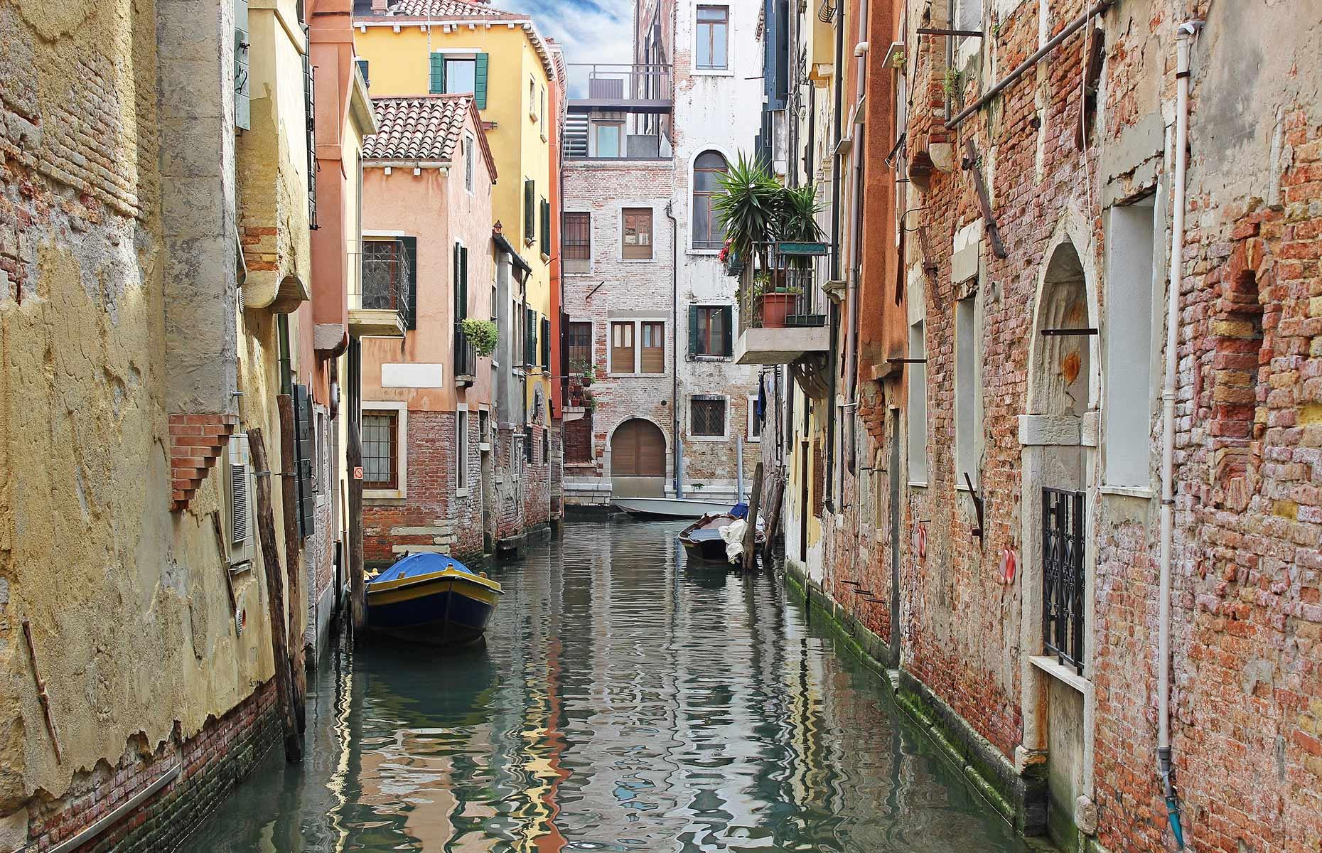 Edificios flotantes, Venecia, Italia