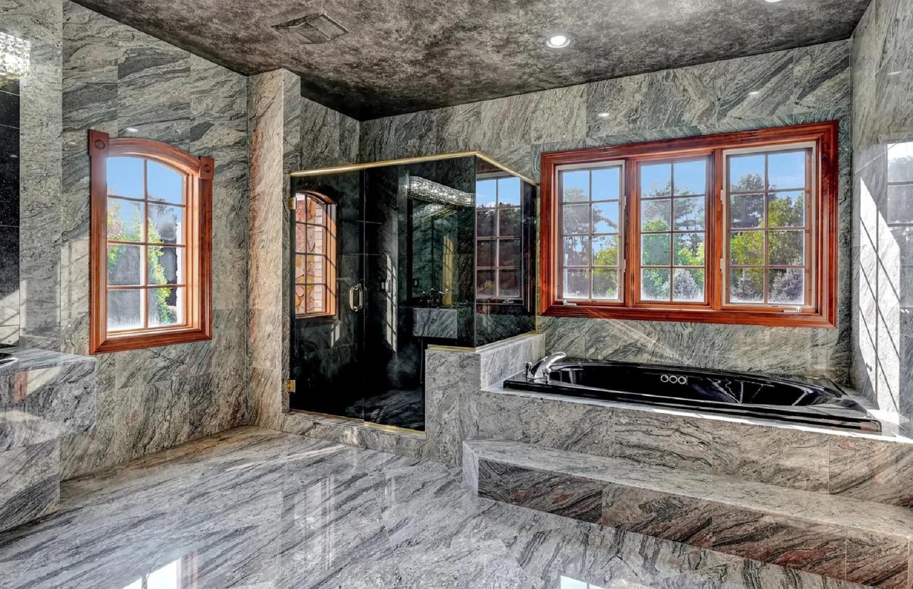 Christmas grotto house, New Jersey, USA