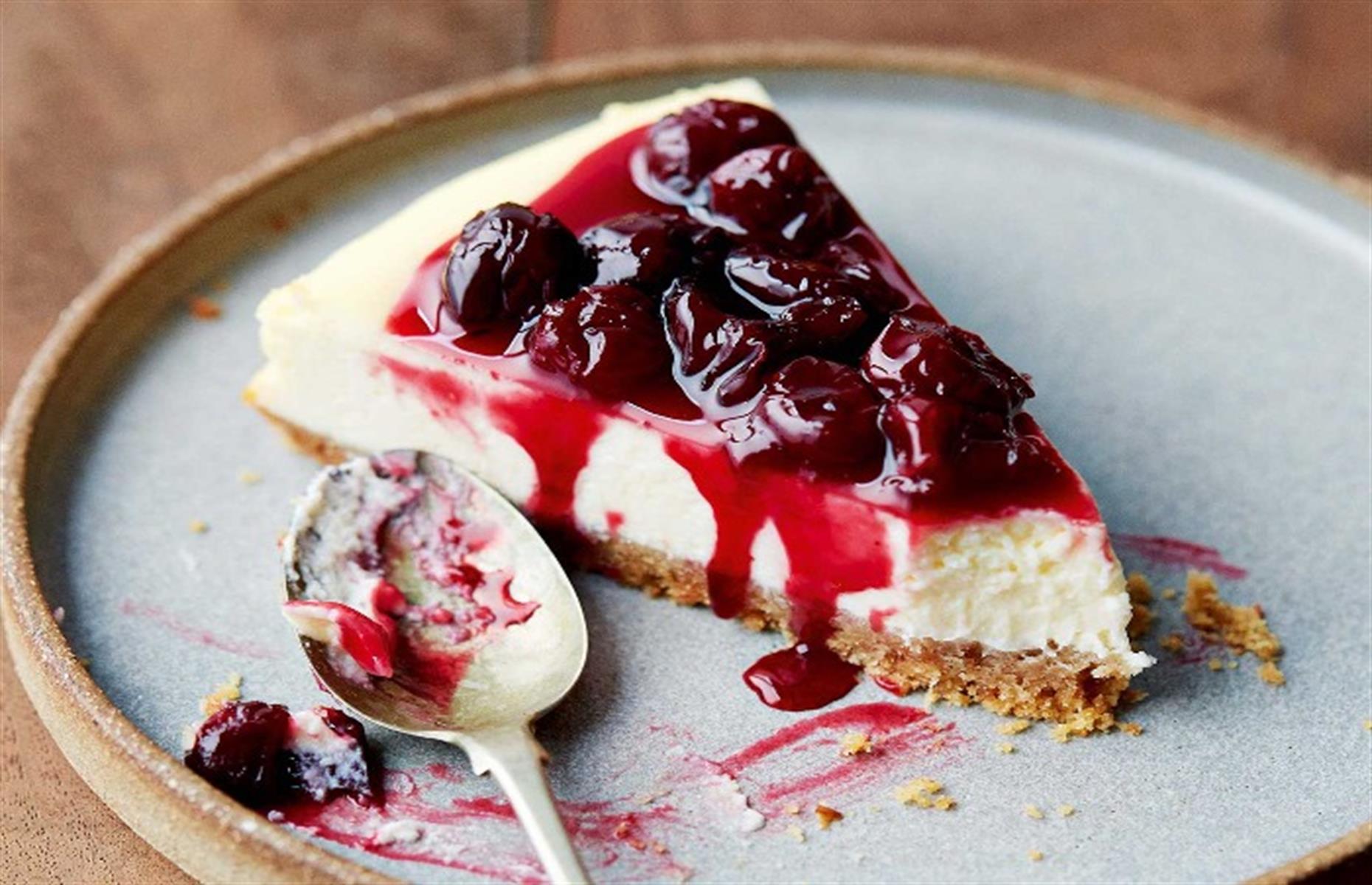 Sour cherry cheesecake