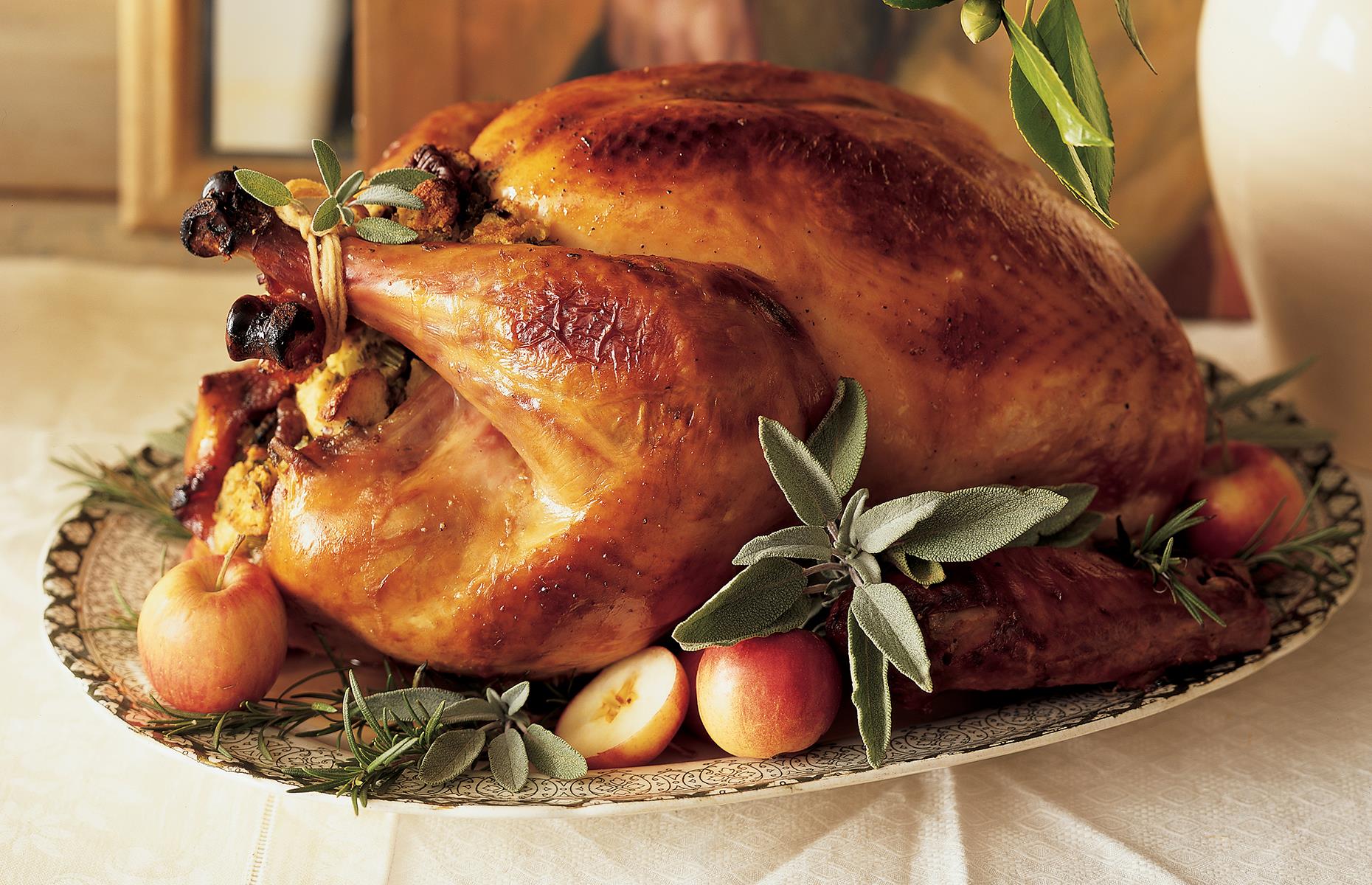 20. Leave turkey to rest for at least 30 minutes