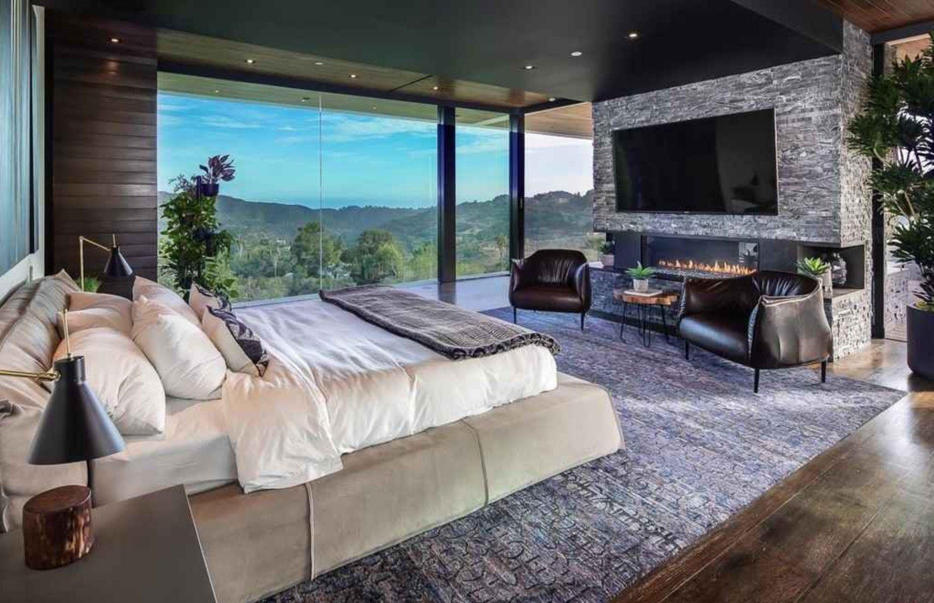 Zedd's contemporary crib: listed for $26.5 million