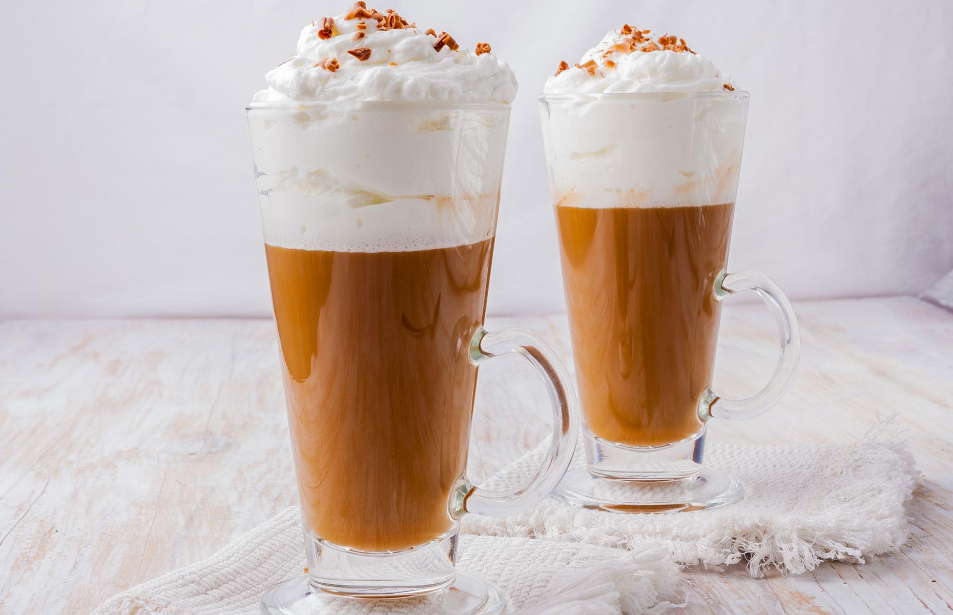 980 calories: Large Caribou Turtle Mocha (USA)