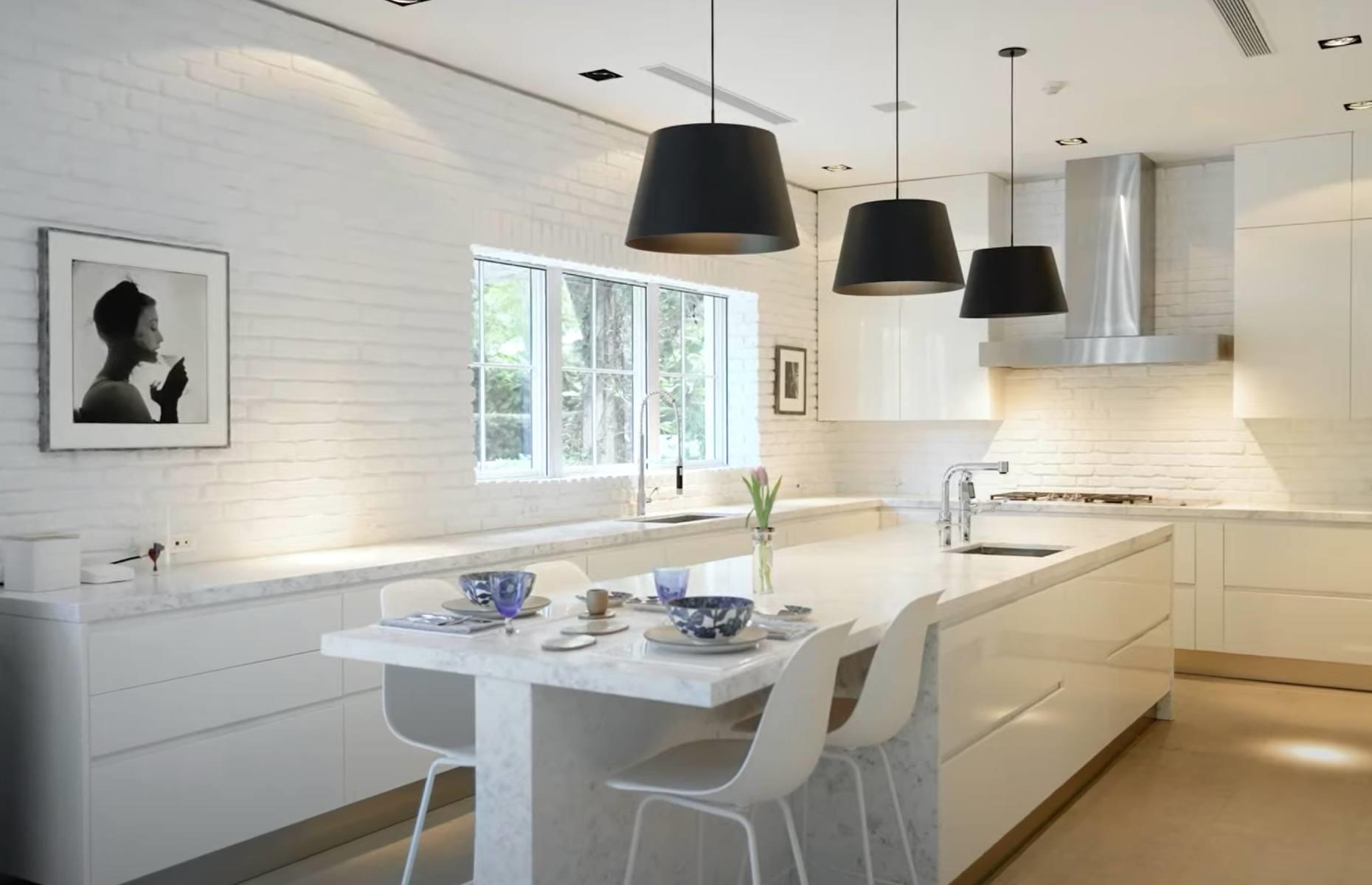 Elle Macpherson’s Miami mansion 