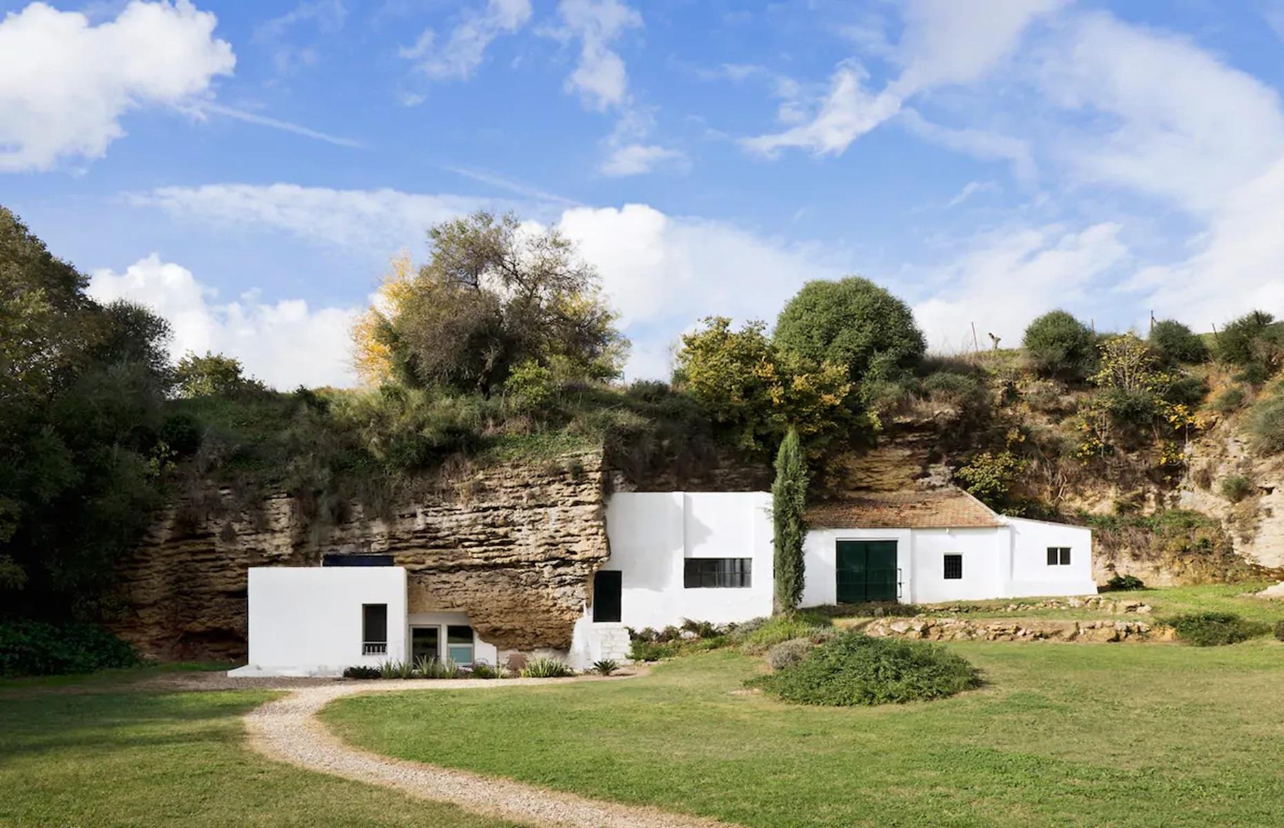 Cave house, Ciudad Real, Spain