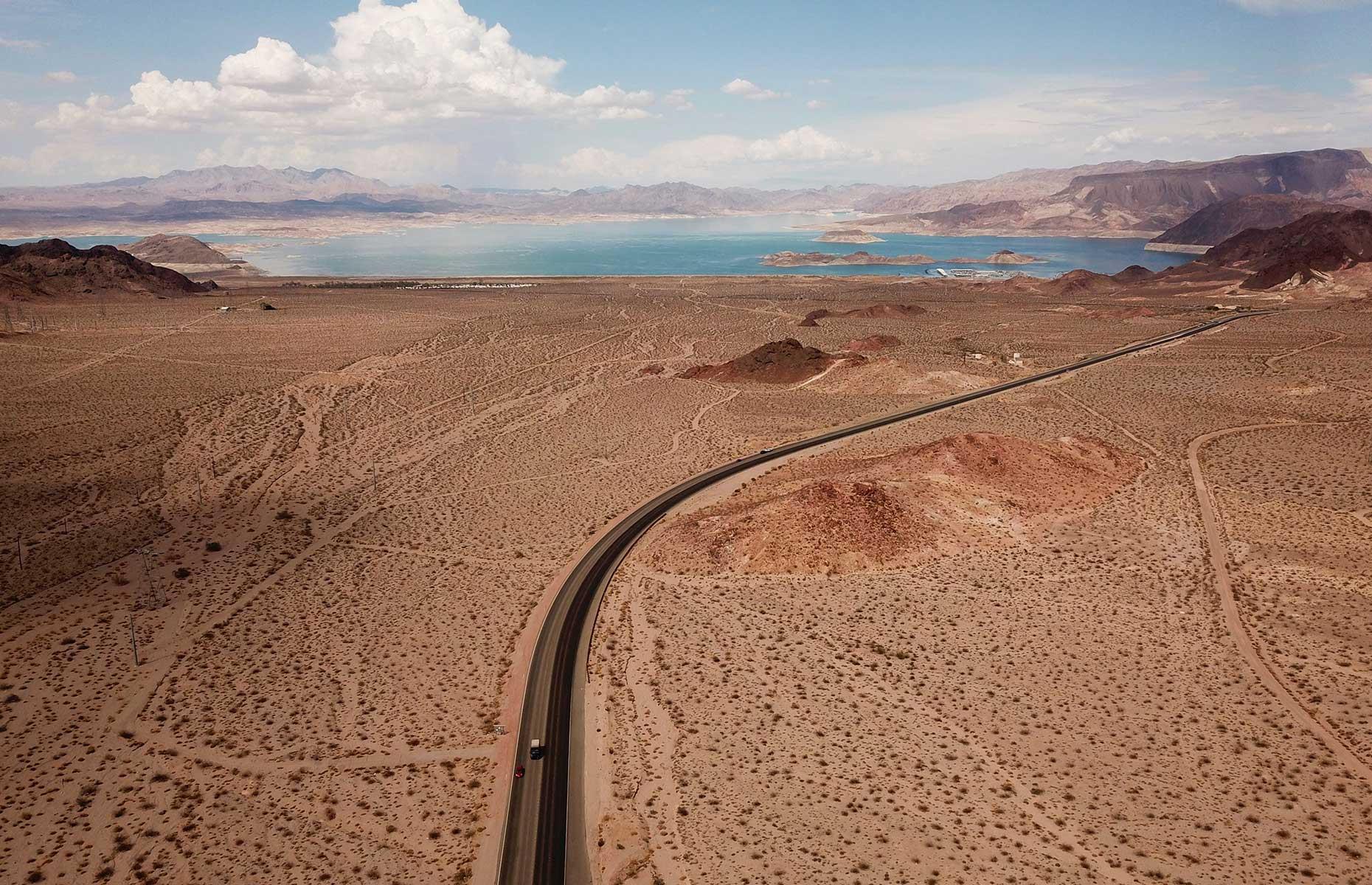 The Hoover Dam's reservoir is draining rapidly 