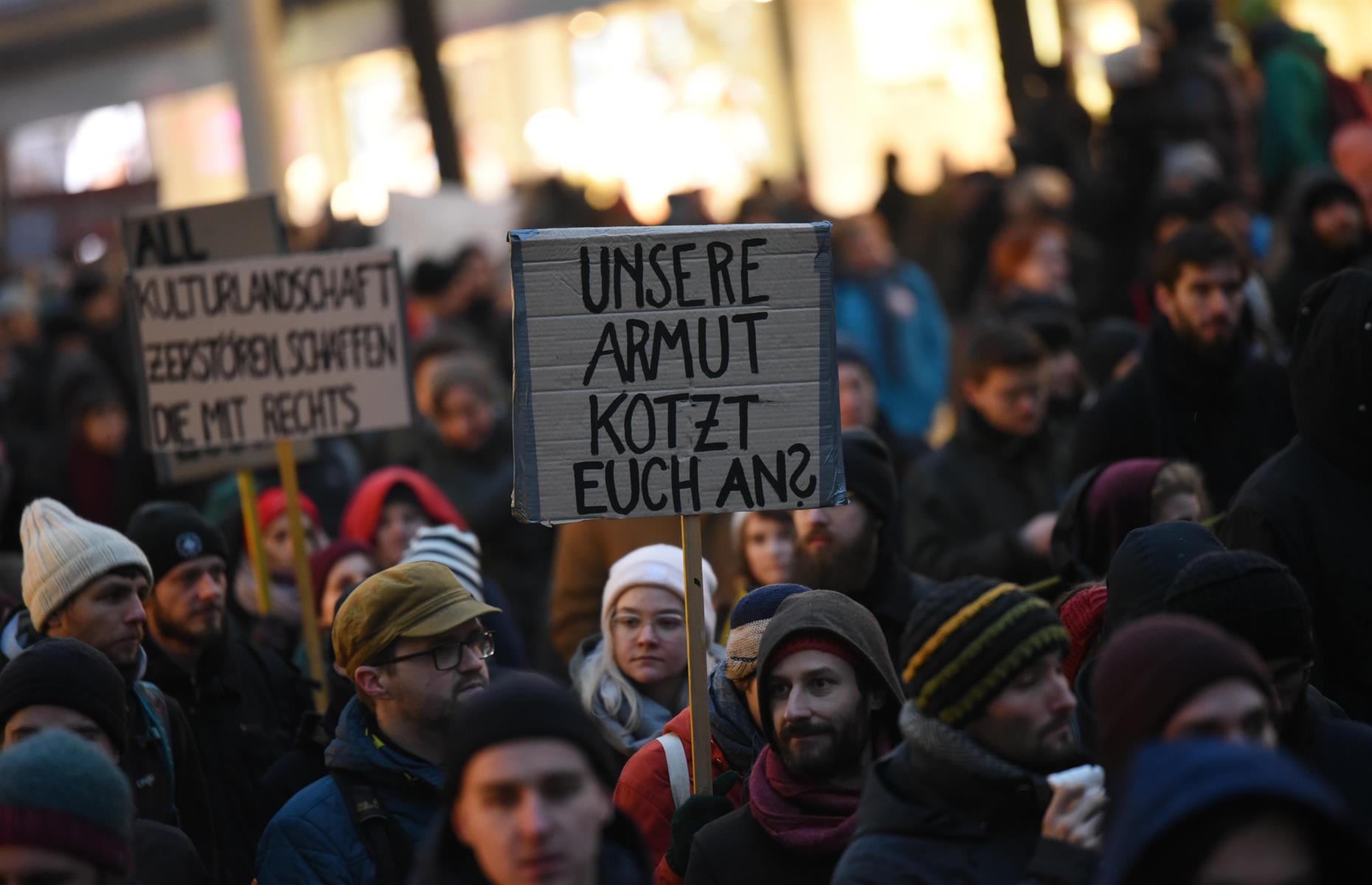 Austria, Gini income index score: 30.7