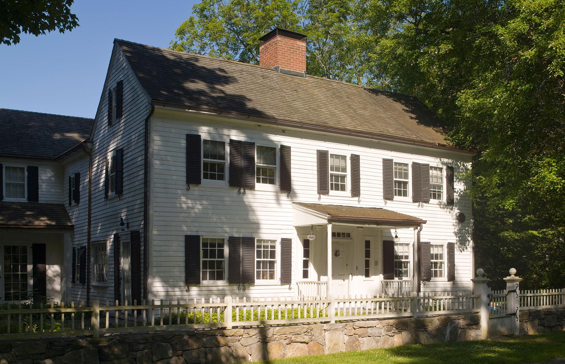 Connecticut: Colonial style