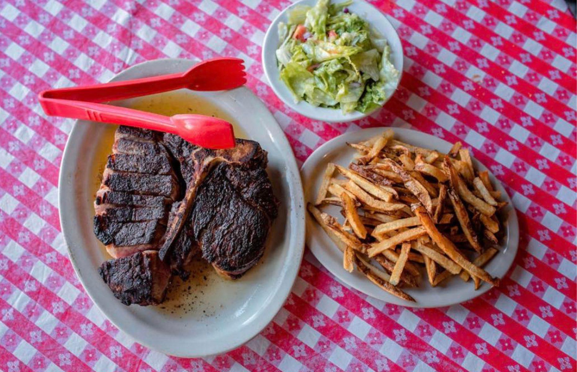 Arkansas: Doe's Eat Place, Little Rock 