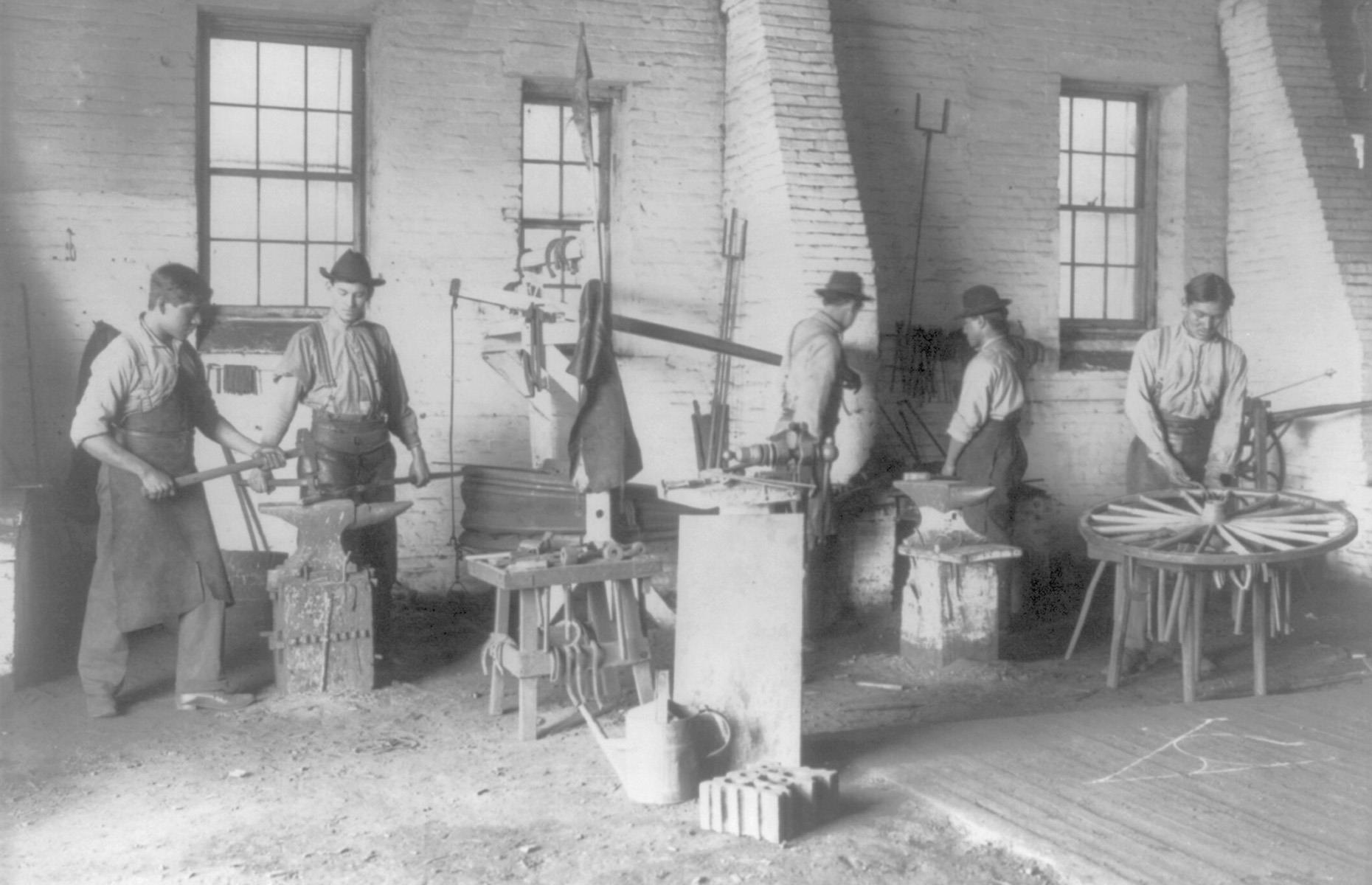 Fabricación de coches de caballos