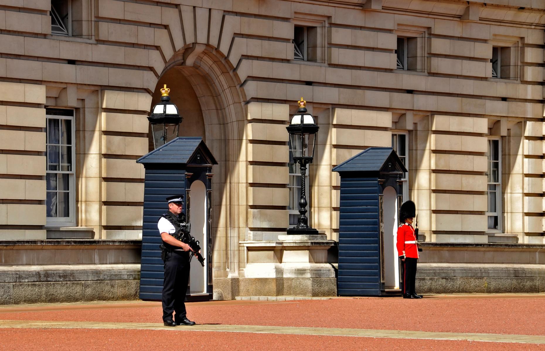 Seguridad en el palacio