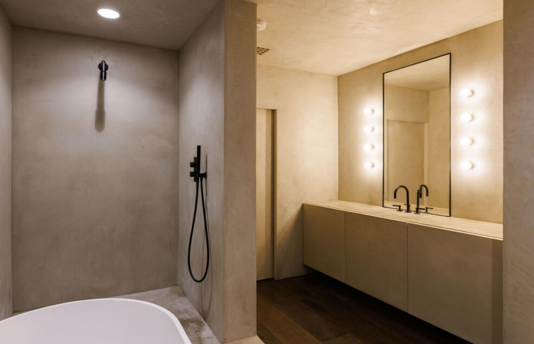Kim's minimalist Calabasas condo