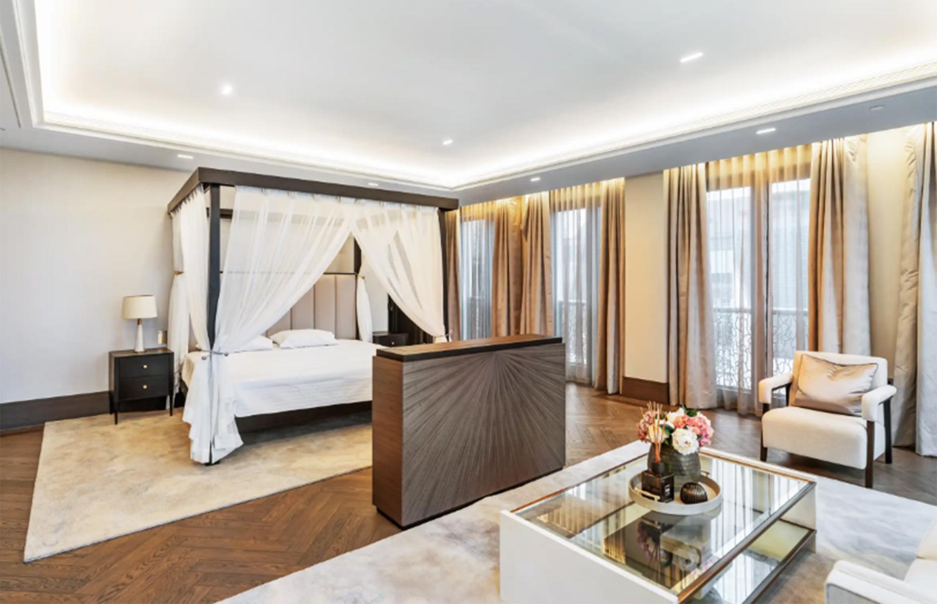 Contemporary master suite