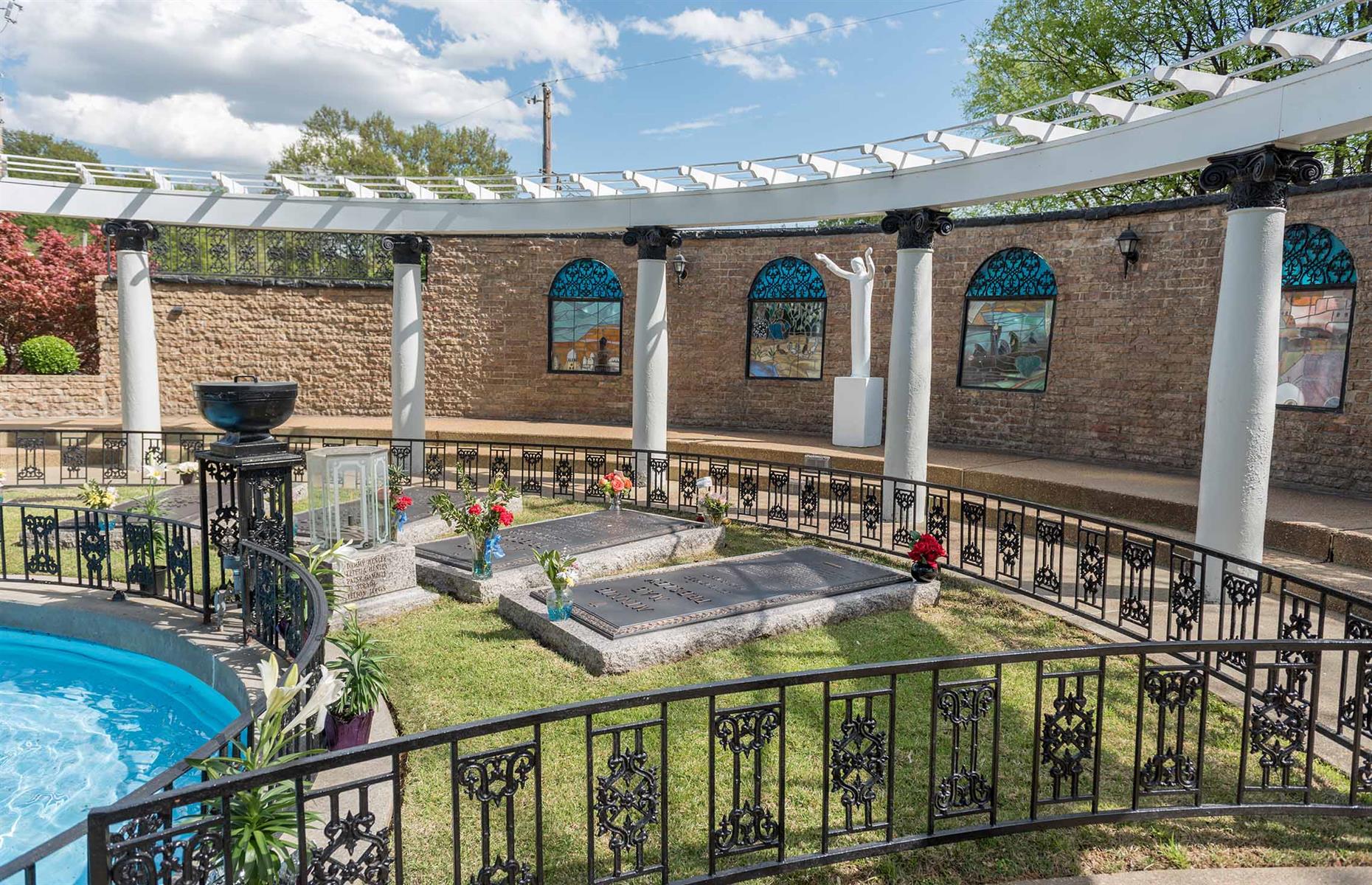 Elvis Presley's iconic Graceland mansion, Tennessee, USA