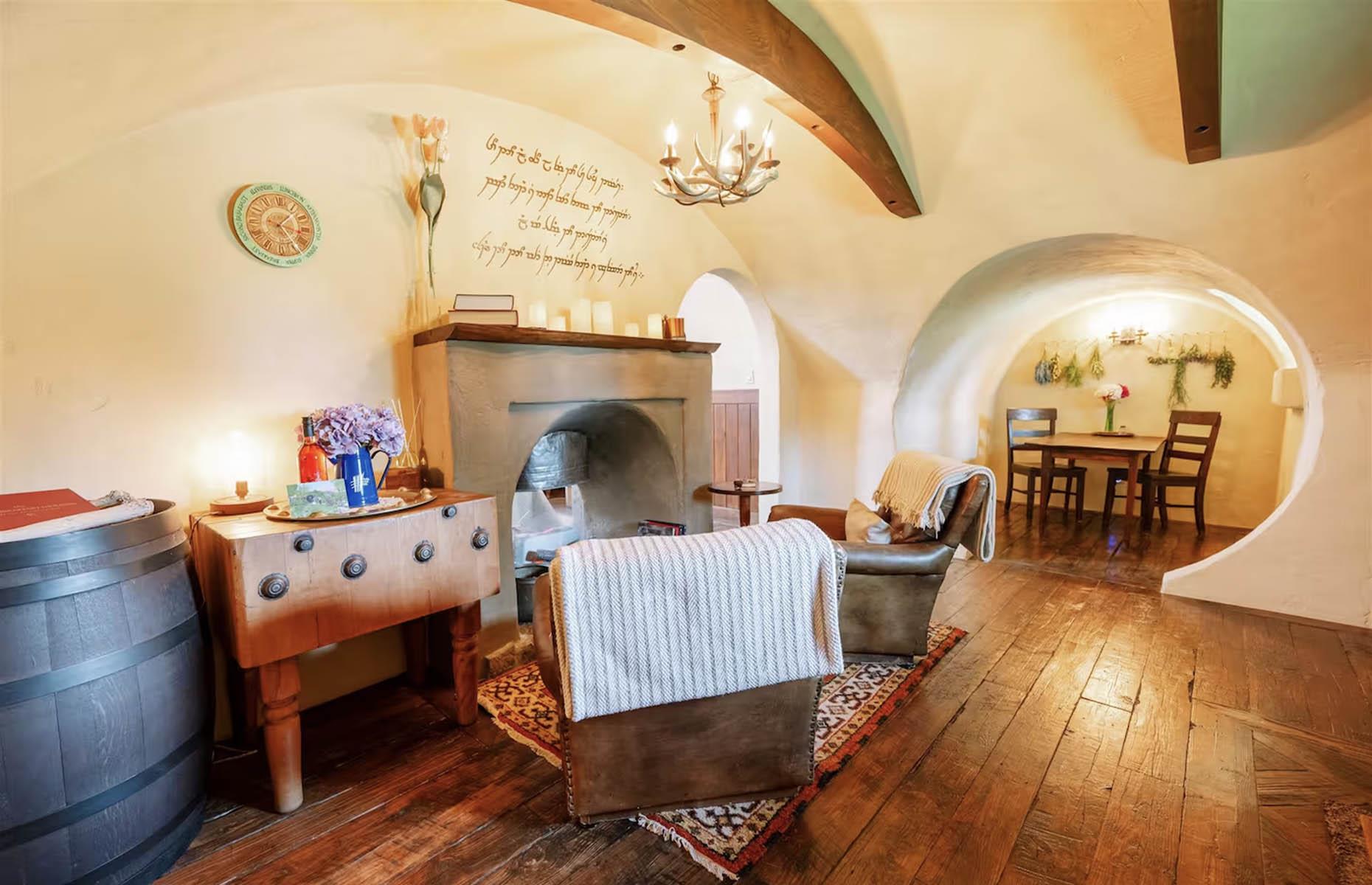 Hobbit house, Osoyoos, British Columbia