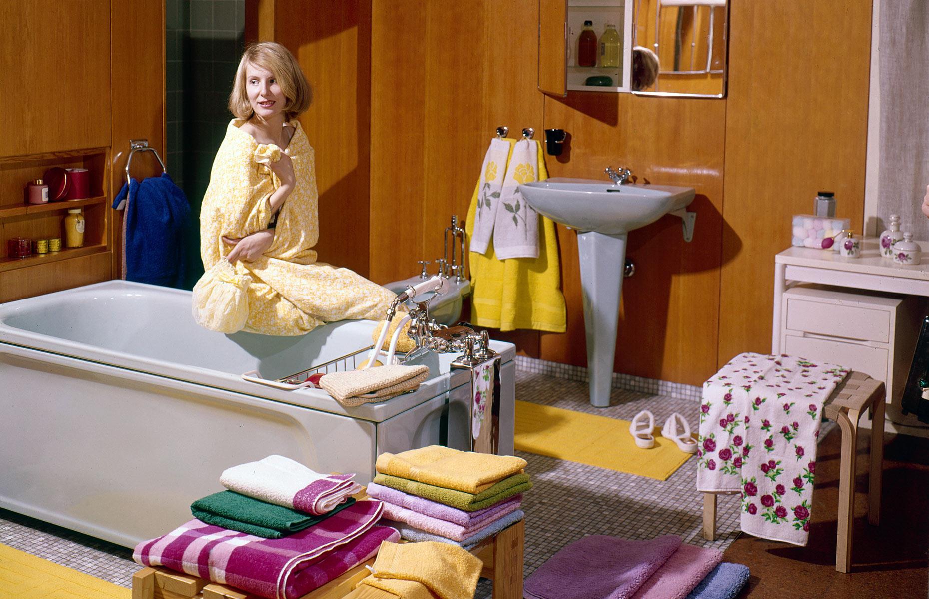 1960s: the bathroom