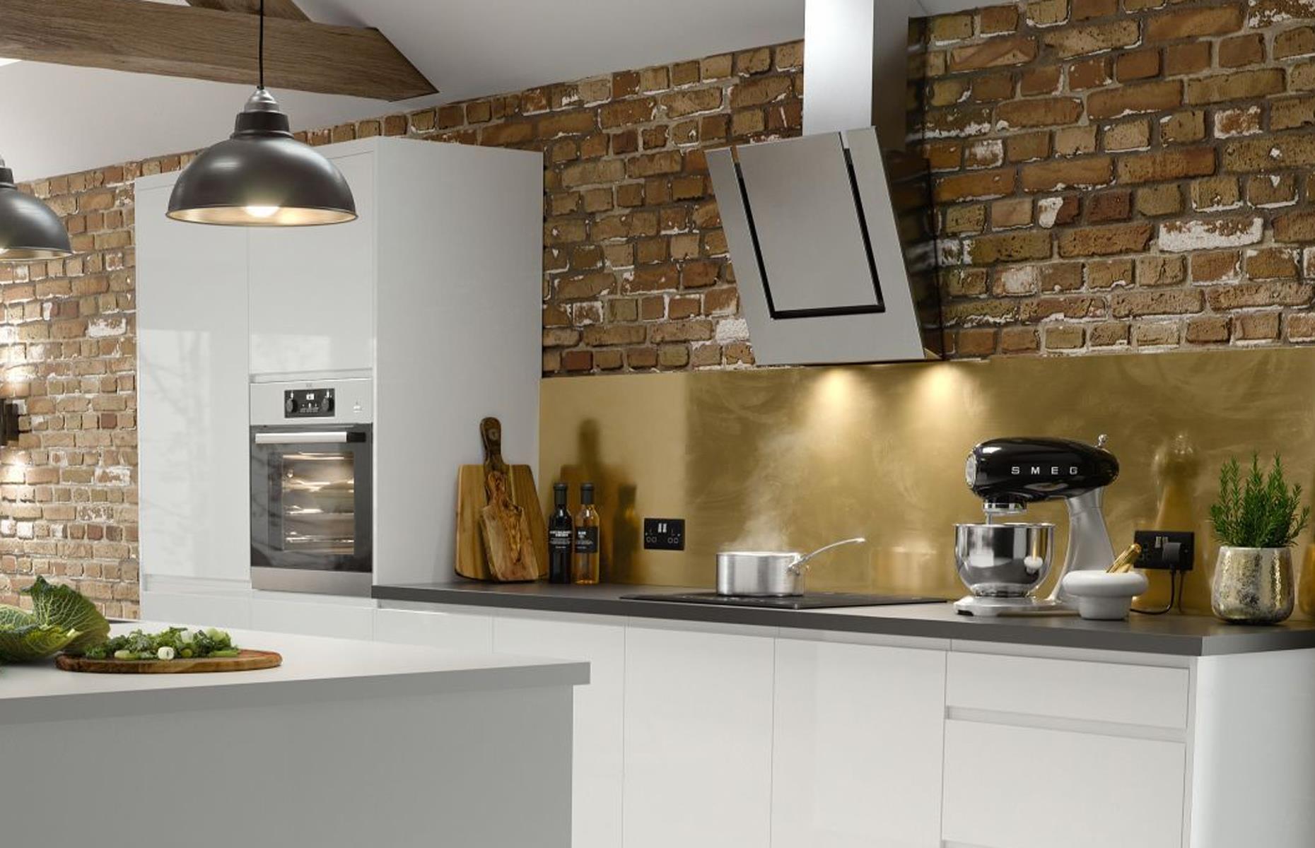 Switch up the splashback 