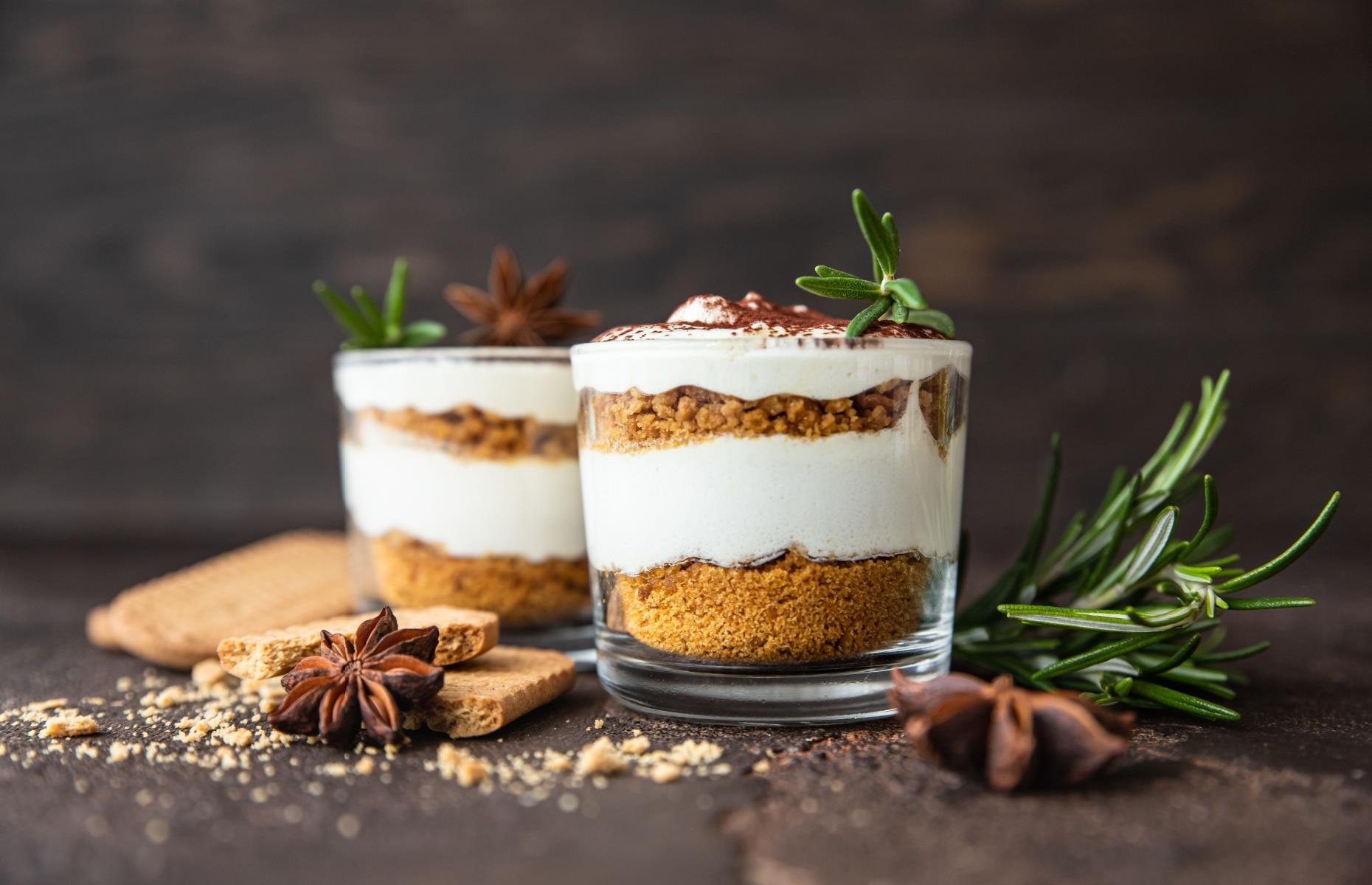 33. Turn store-bought cake into easy dessert