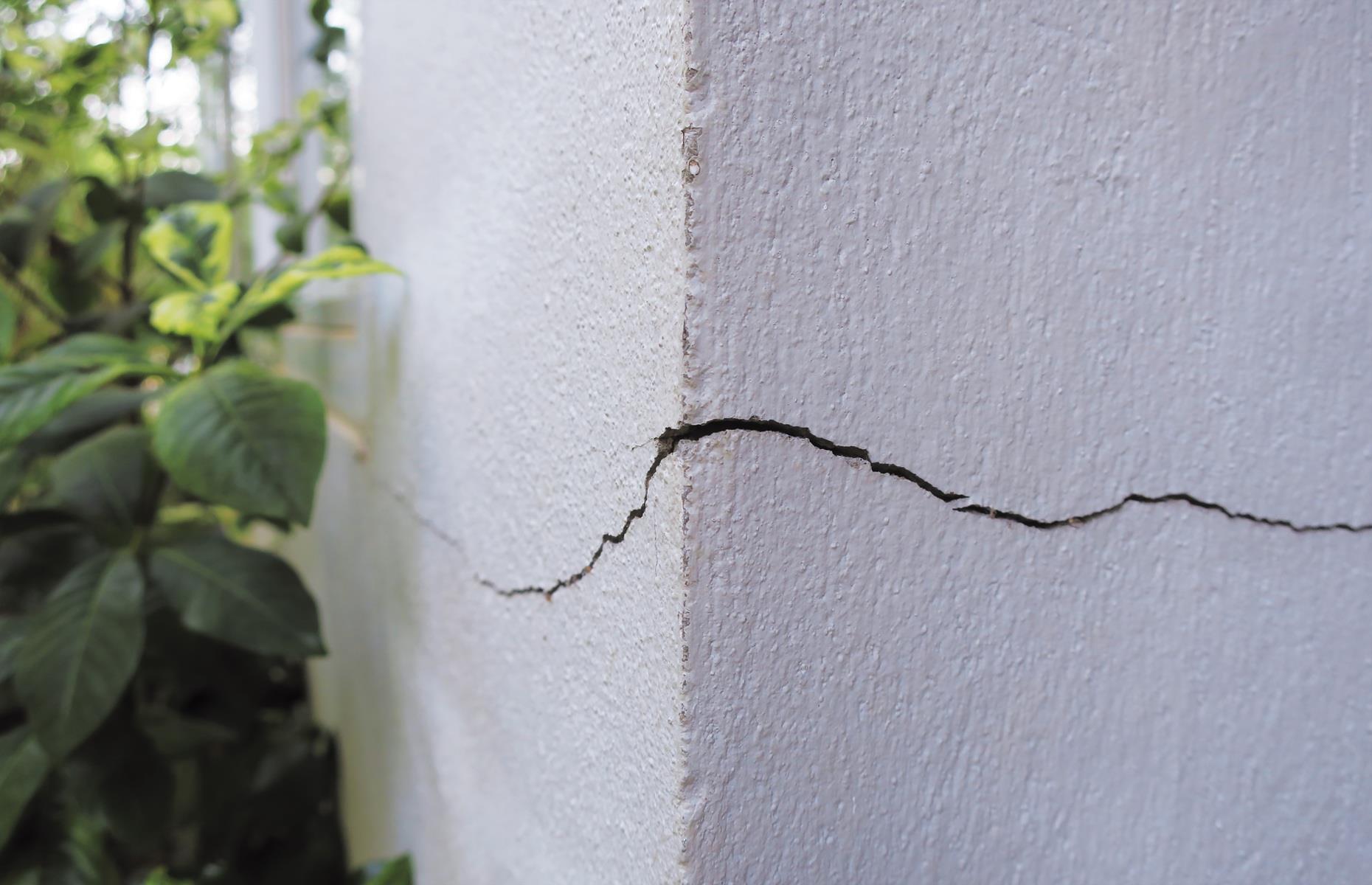 Signs of structural damage