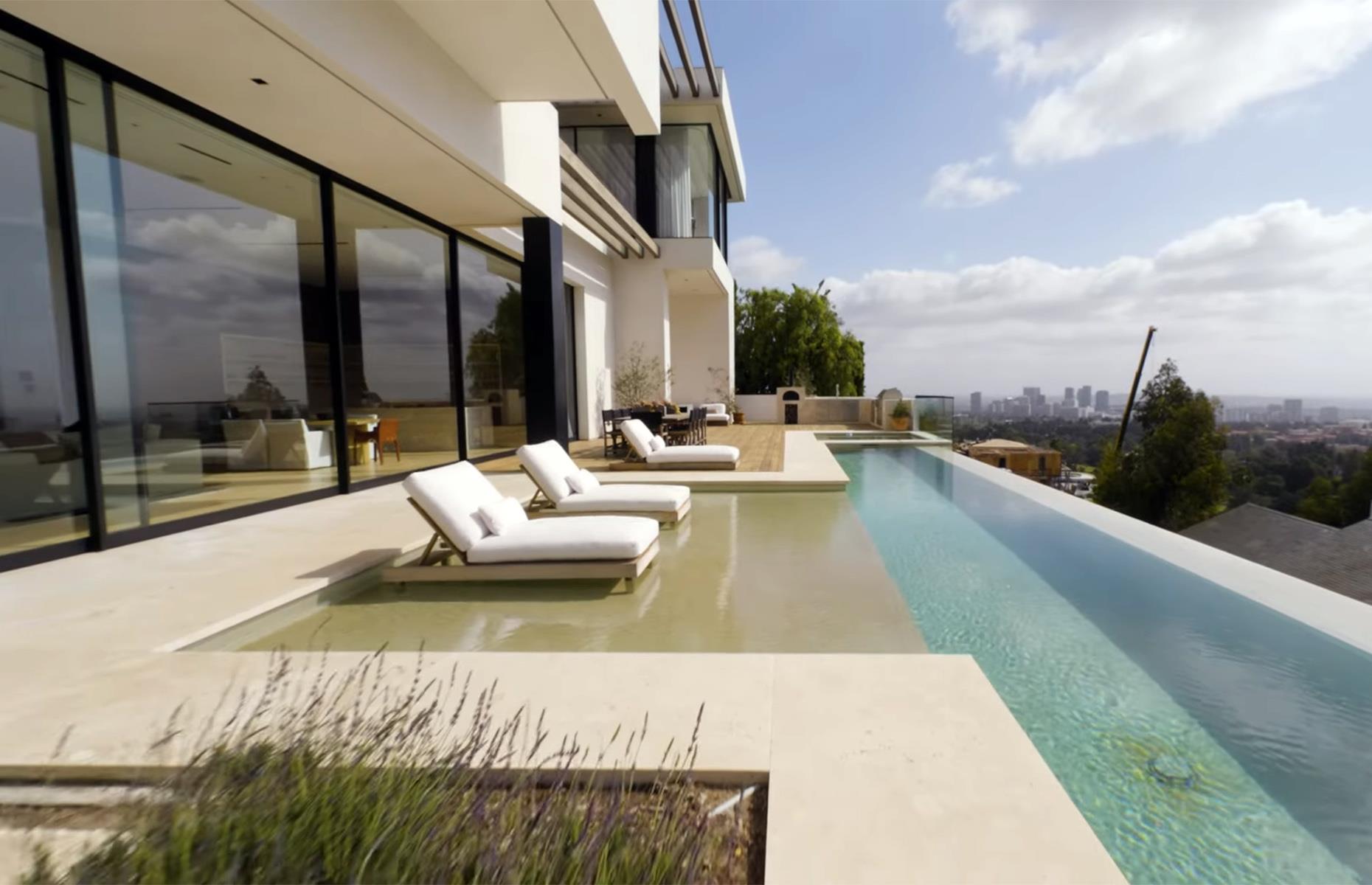 El monstruo de Bel Air de Thomas Flohr, California, EE.UU.