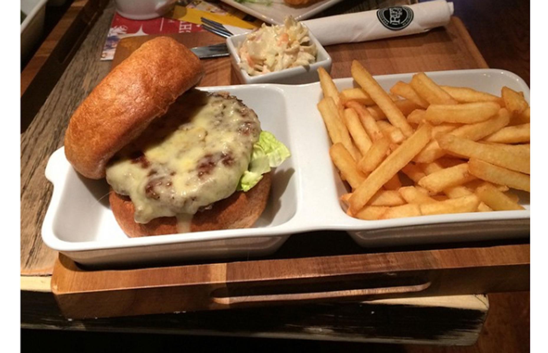 Yorkshire pudding bun 